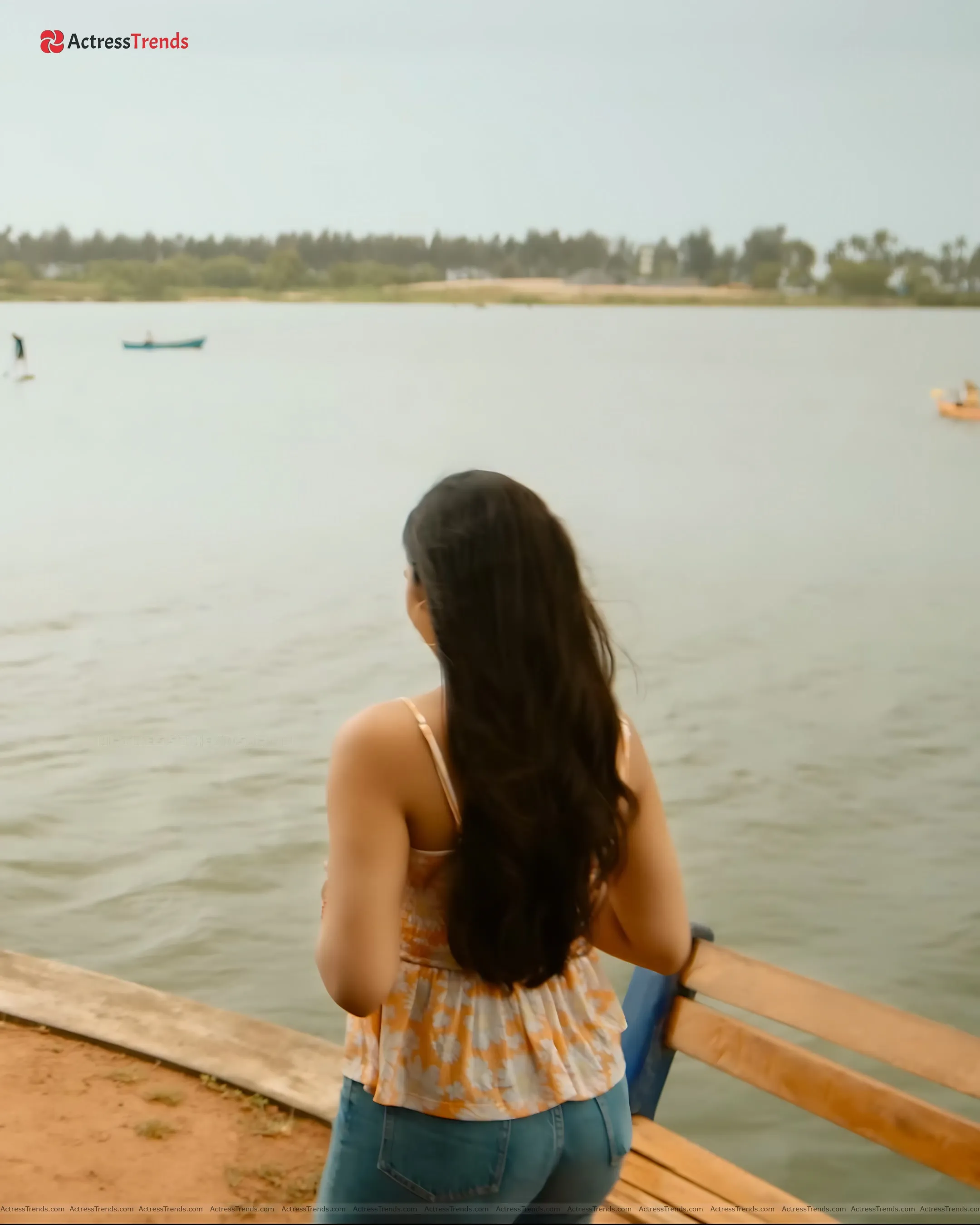 Rukmini Vasanth Yellow Dress Cute Beautiful Face NinnanuNodia Song Stills