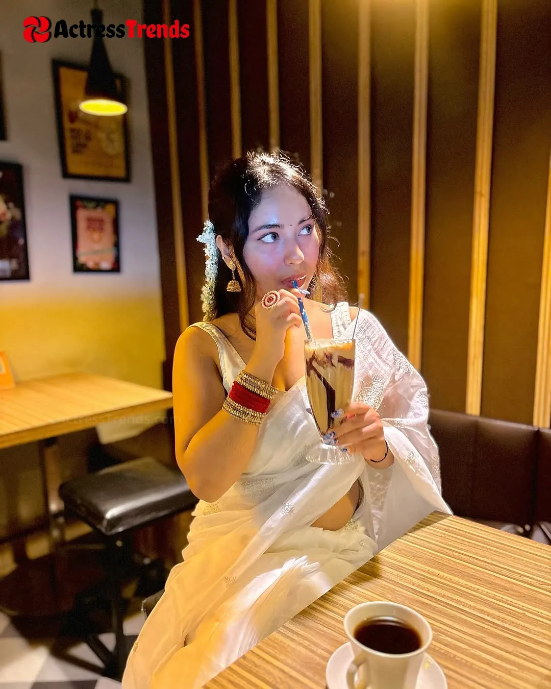 Instagram Glams Instagram beauties