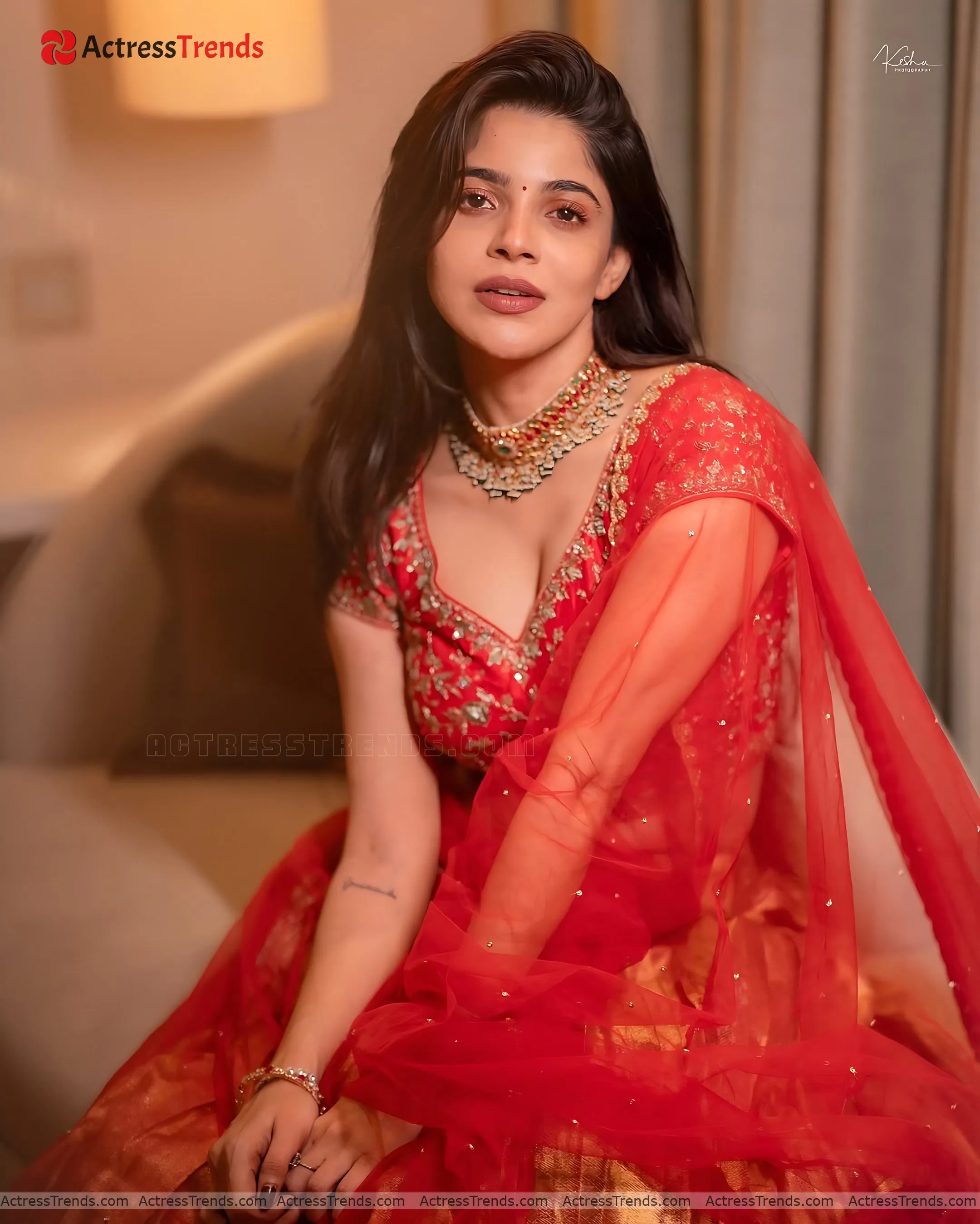 Divya Bharathi Red Dress Tight Fitting Cutest Actress Cleav Pose