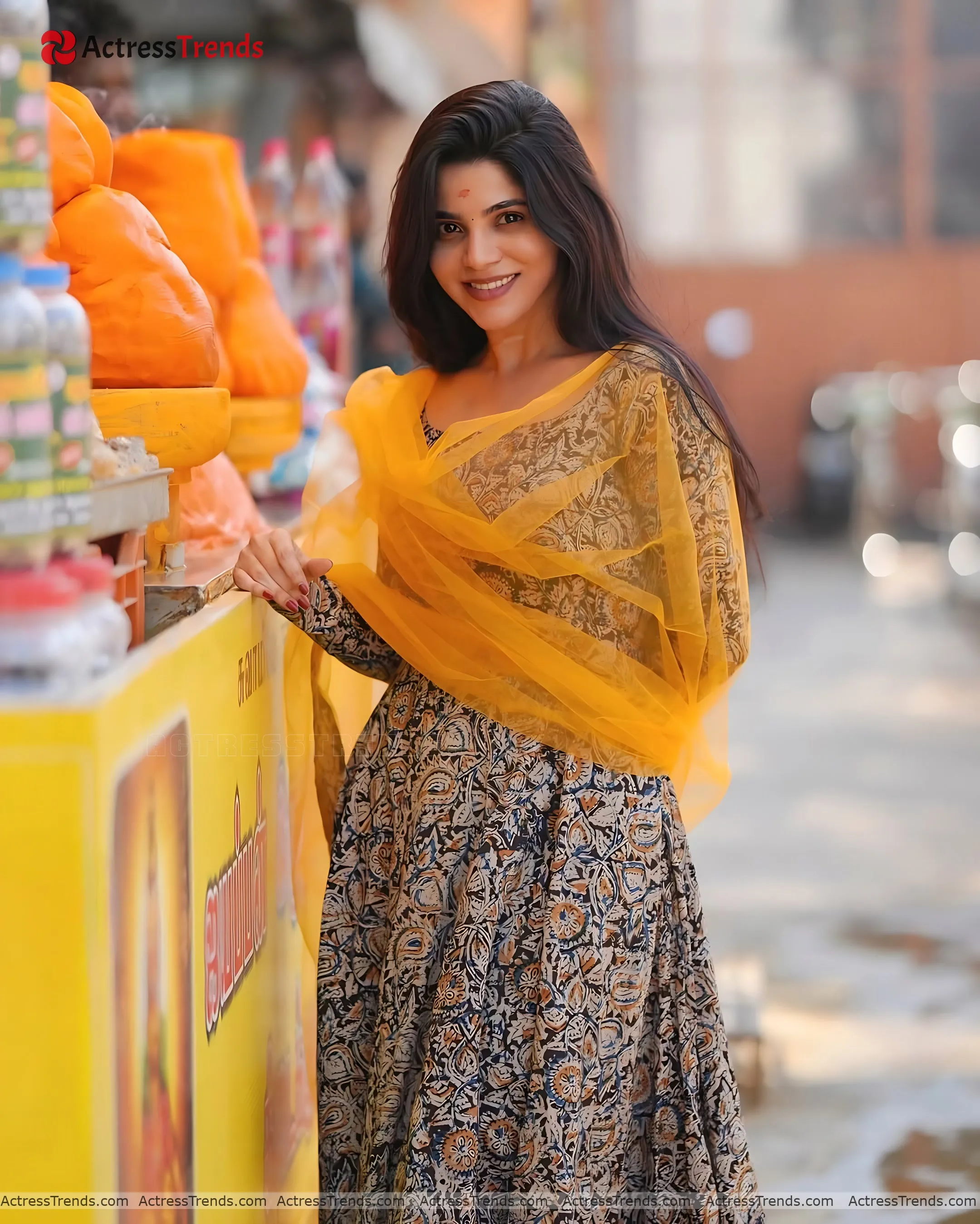 Divya Bharathi Glamorous Actress