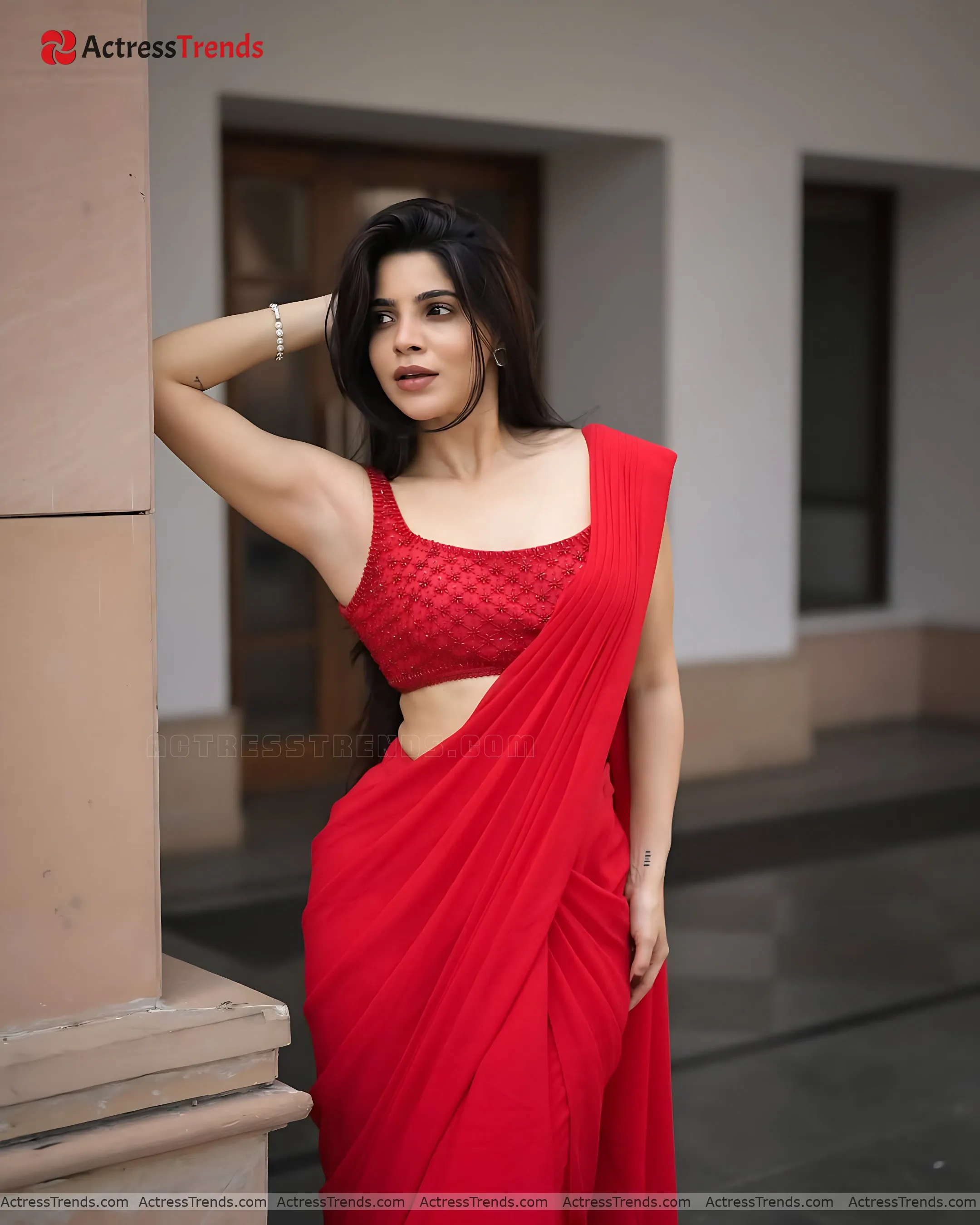 Divya Bharathi Red Saree Curvy Stunning Photo Cleav Pose