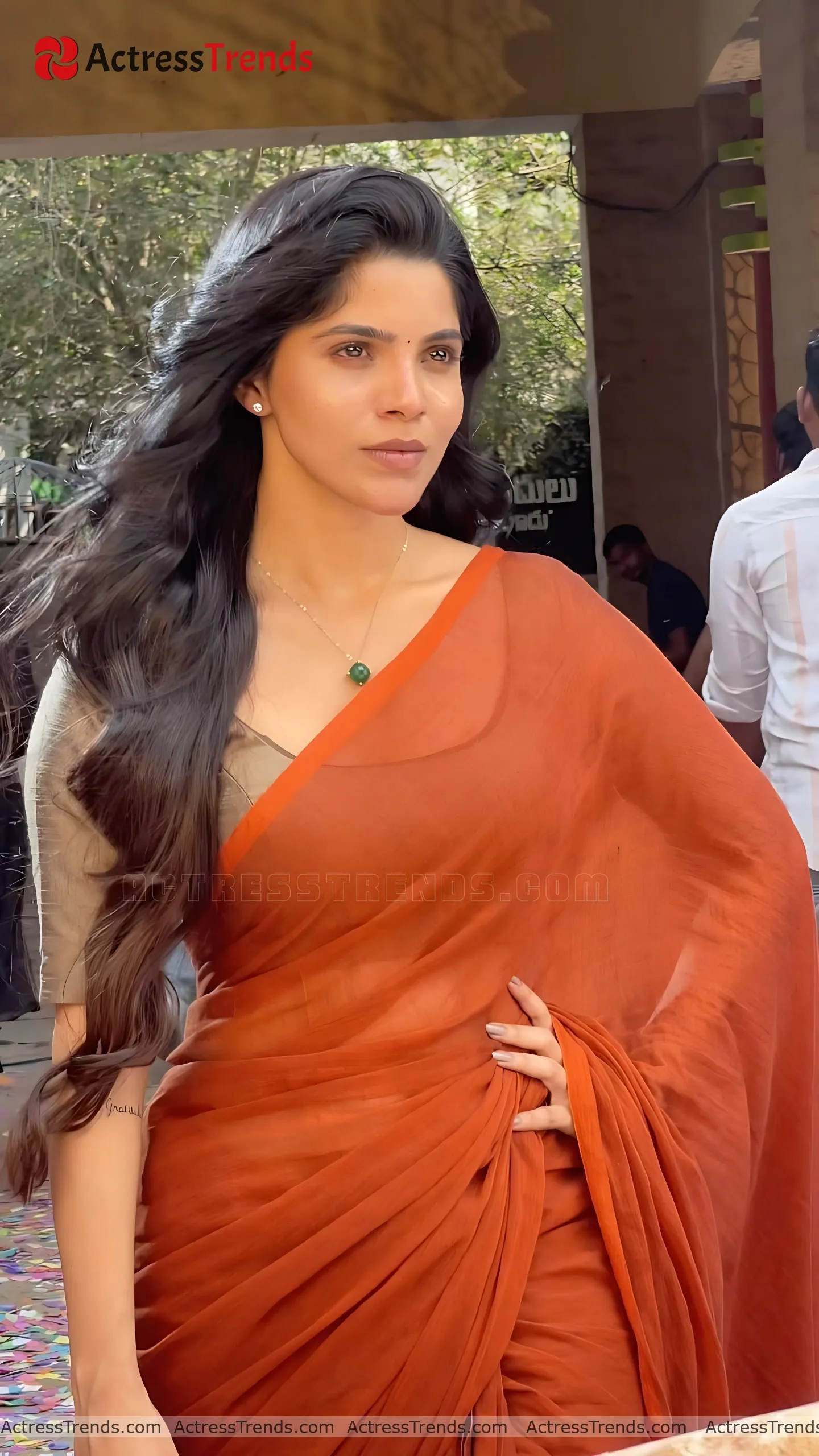 Divya Bharathi Stunning Photo Beautiful Face Cute Saree Photoshoot