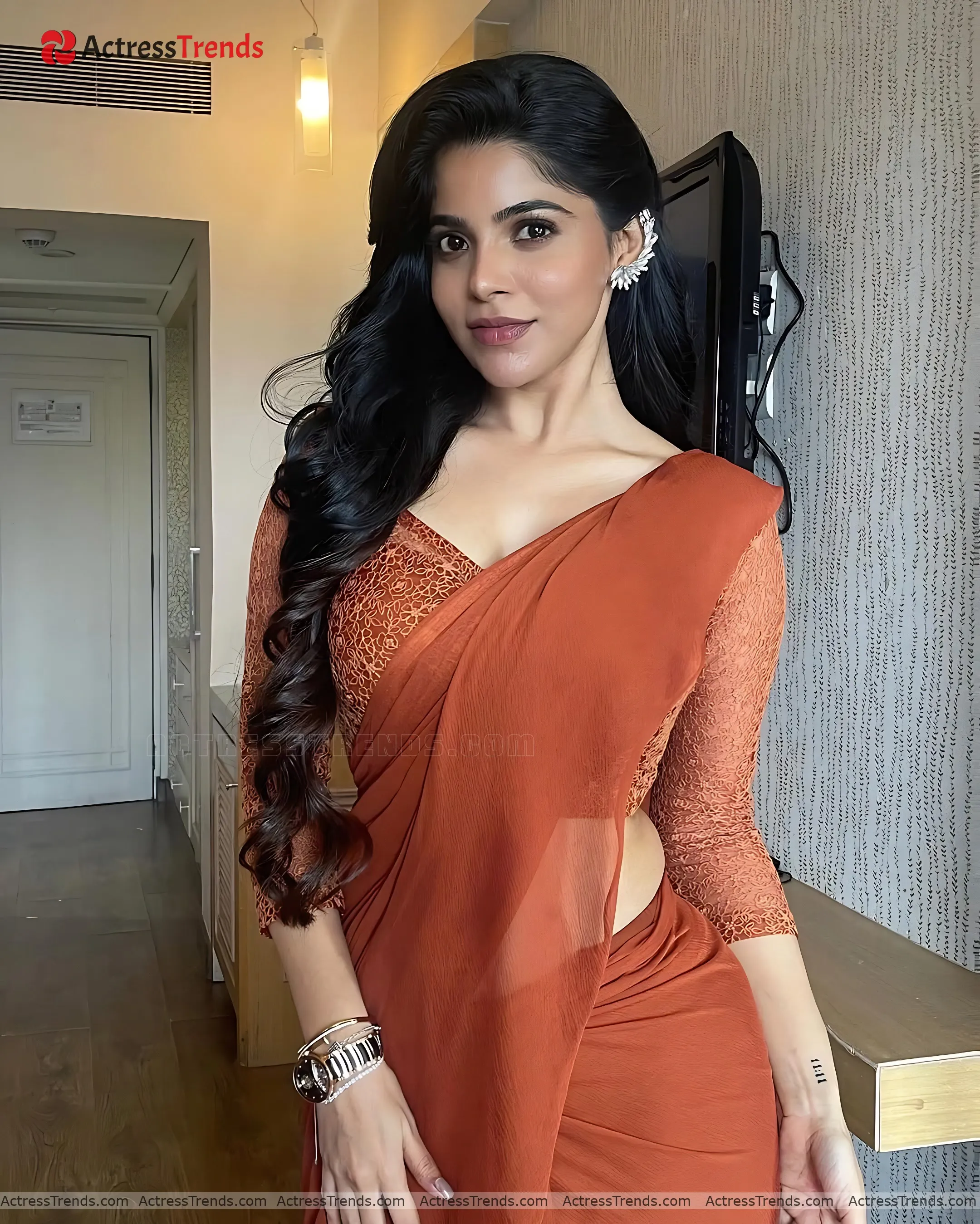 Divya Bharathi Saree Photoshoot Glamorous Actress Sensual Portrait