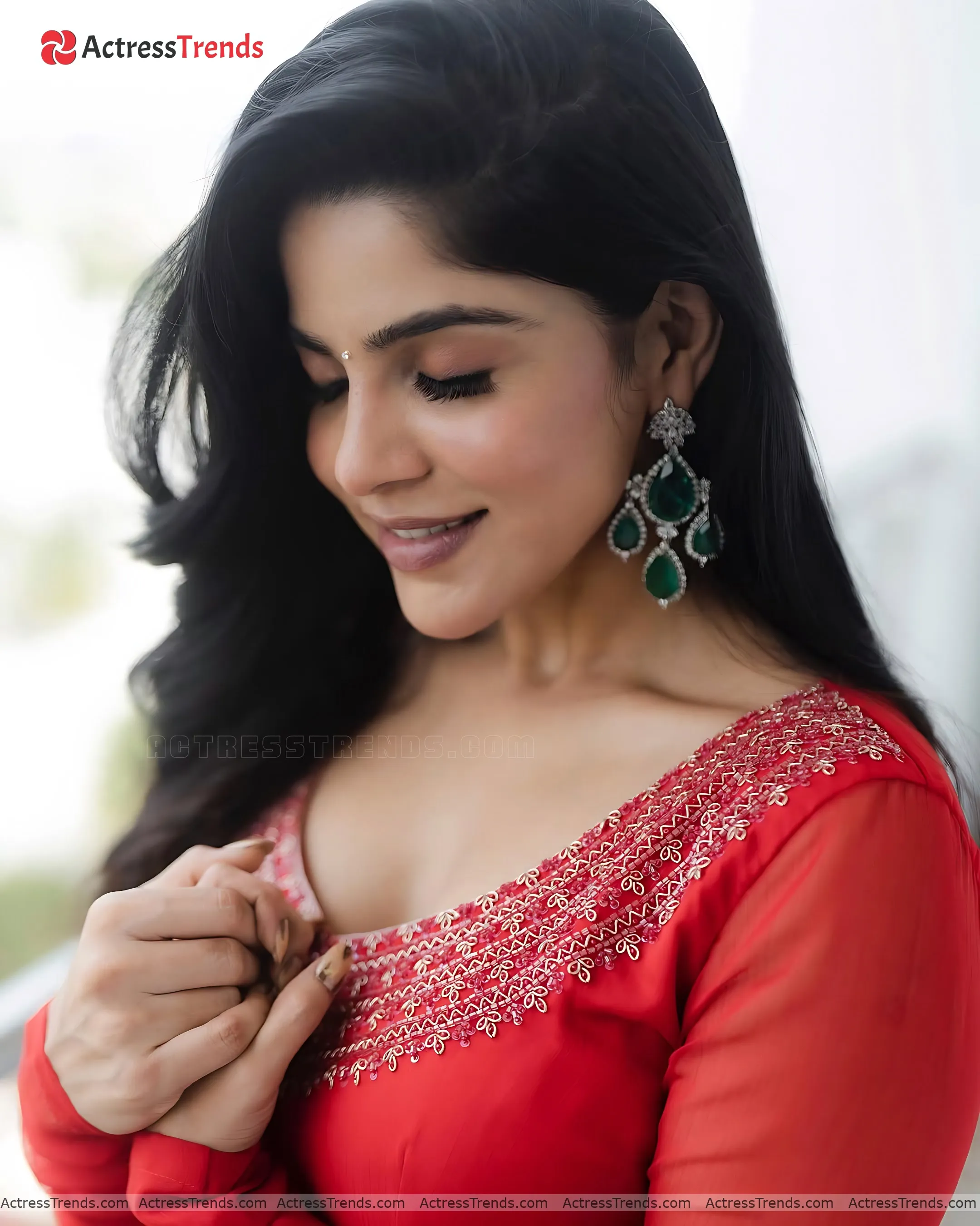 Divya Bharathi Beautiful Face Cutest Actress Cute