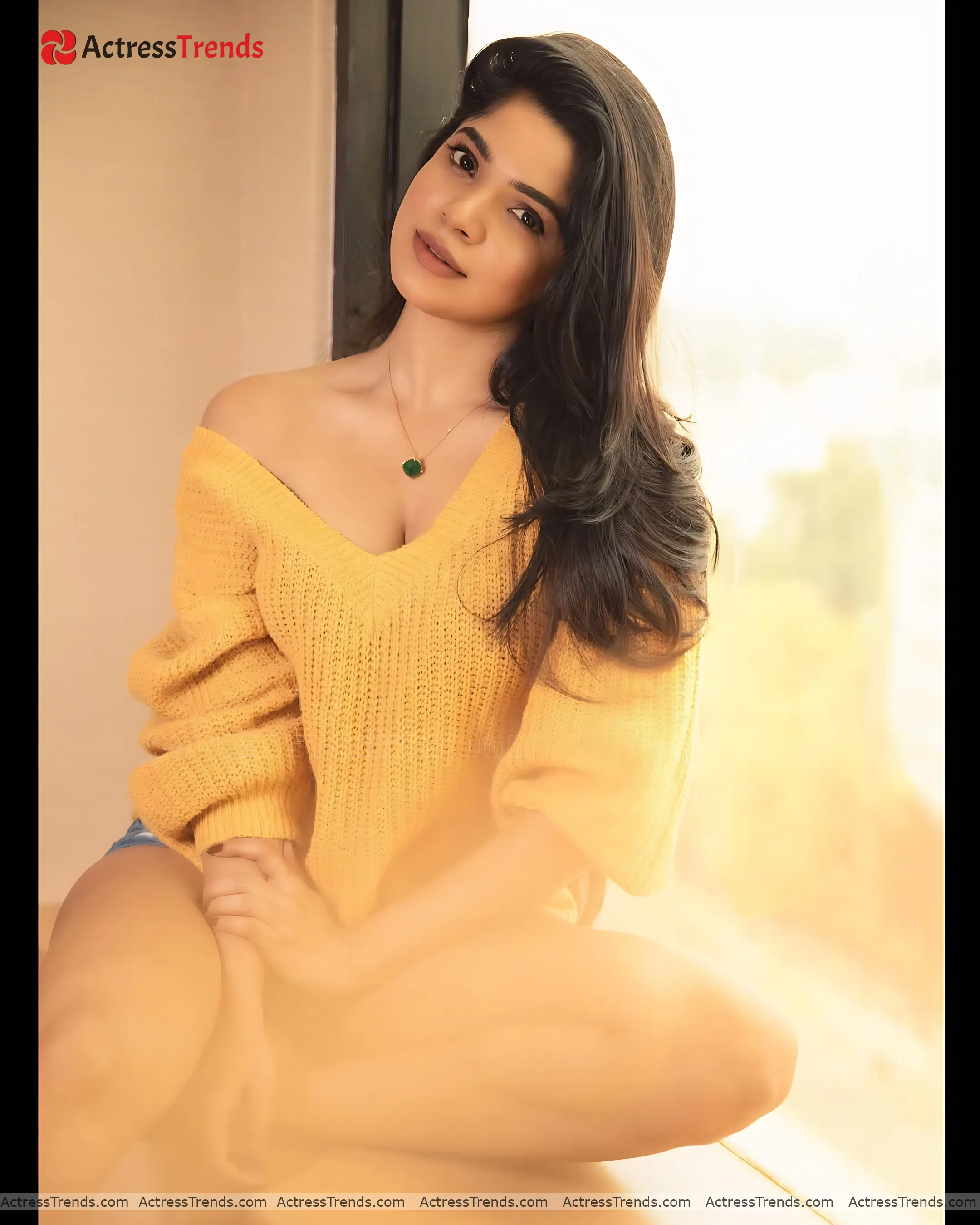 Divya Bharathi Beautiful Face Celebrity Fashion Shoot