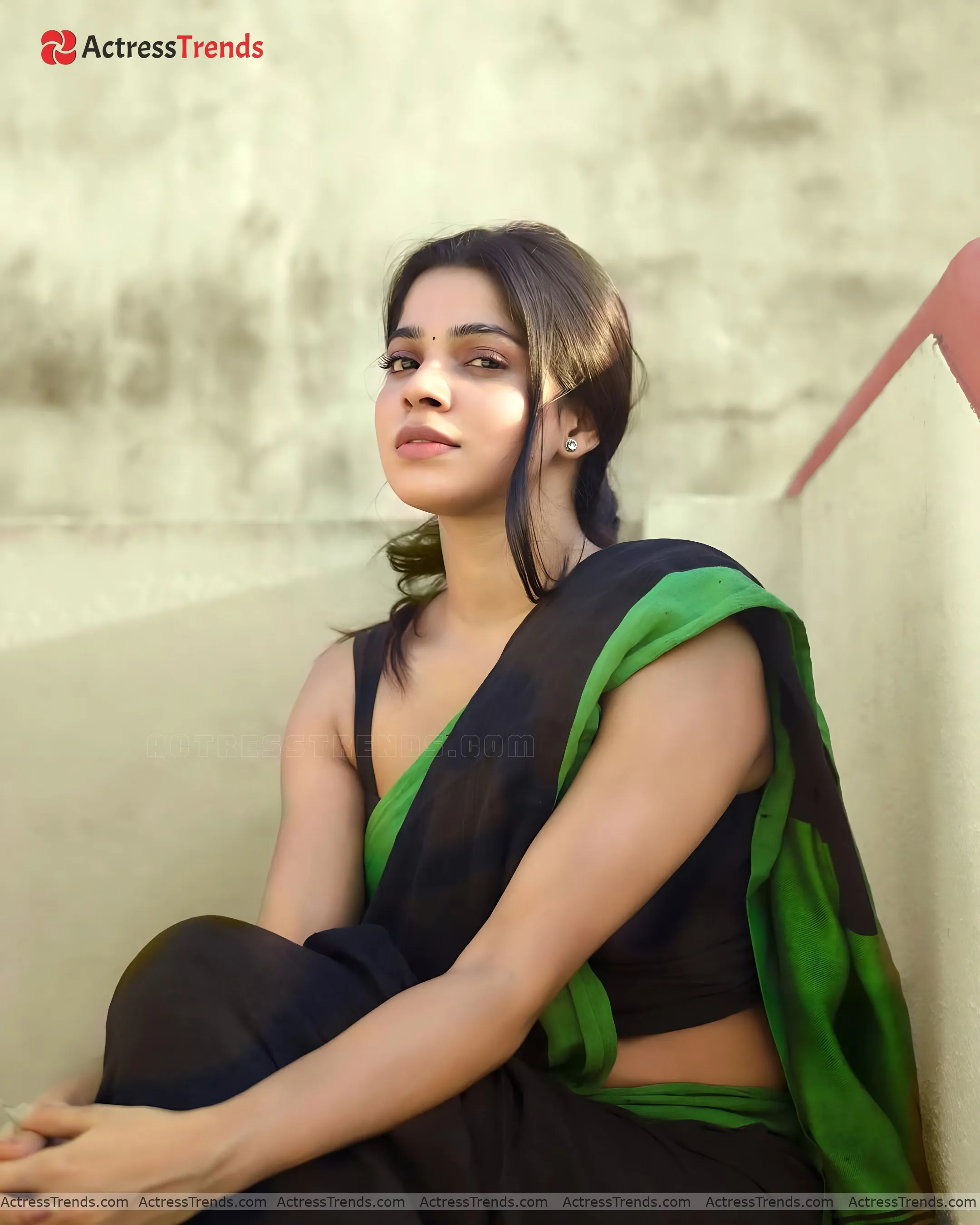 Divya Bharathi Cutest Actress Saree Photoshoot