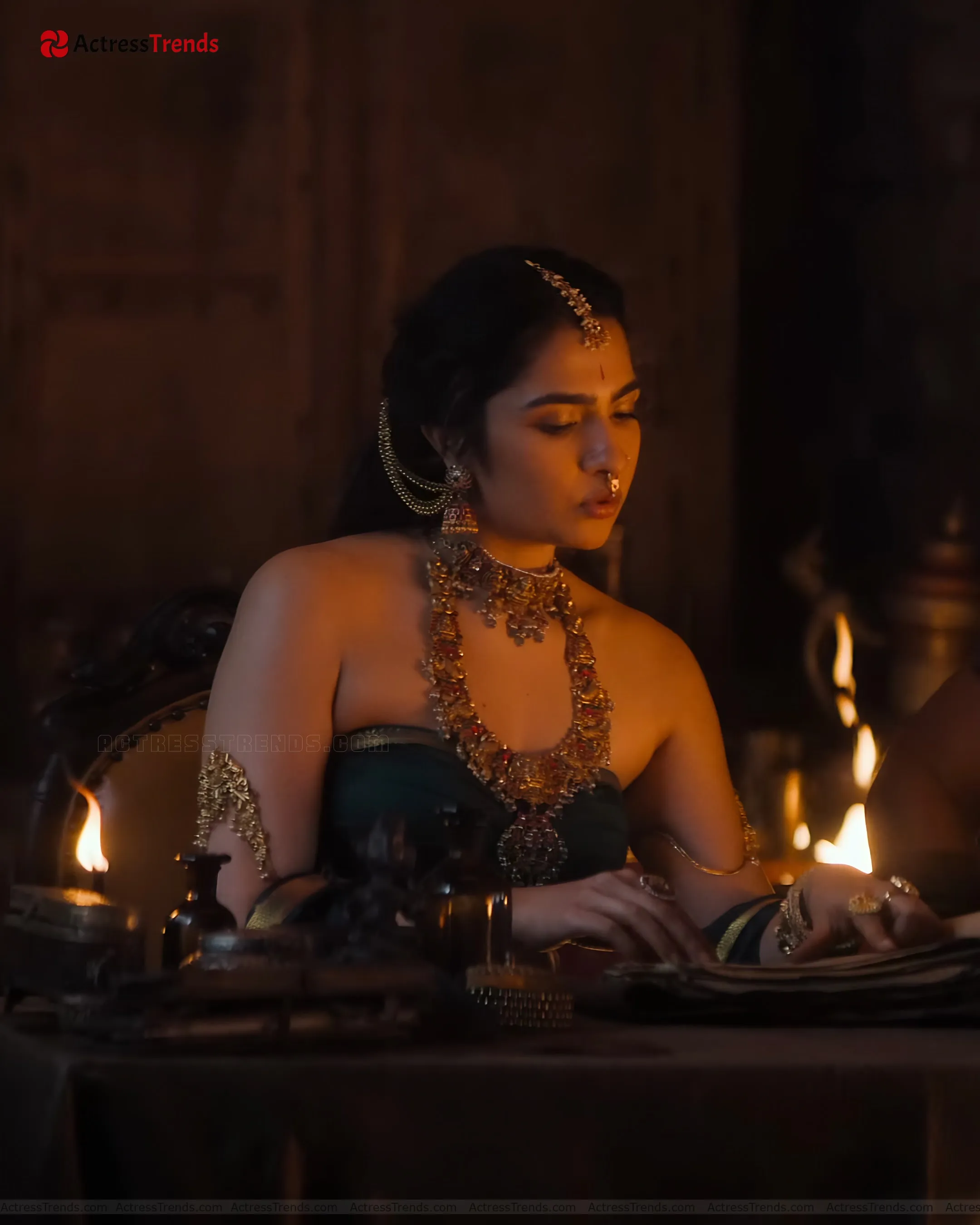 Rukmini Vasanth Green Saree Tight Fitting Glamorous Actress Backless Blouse Style