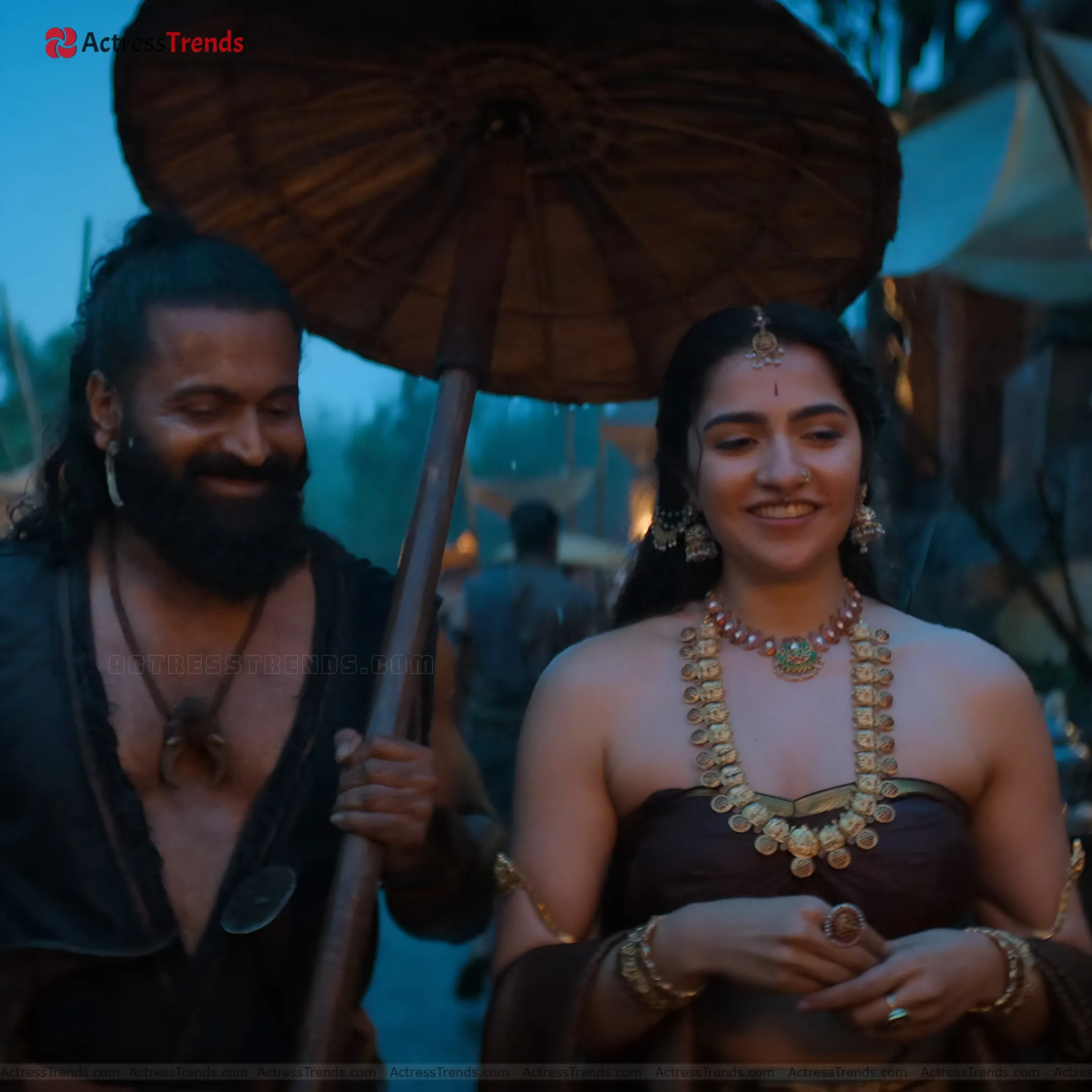 Rukmini Vasanth Green Saree Celebrity Fashion Shoot Saree Photoshoot Backless Blouse Style