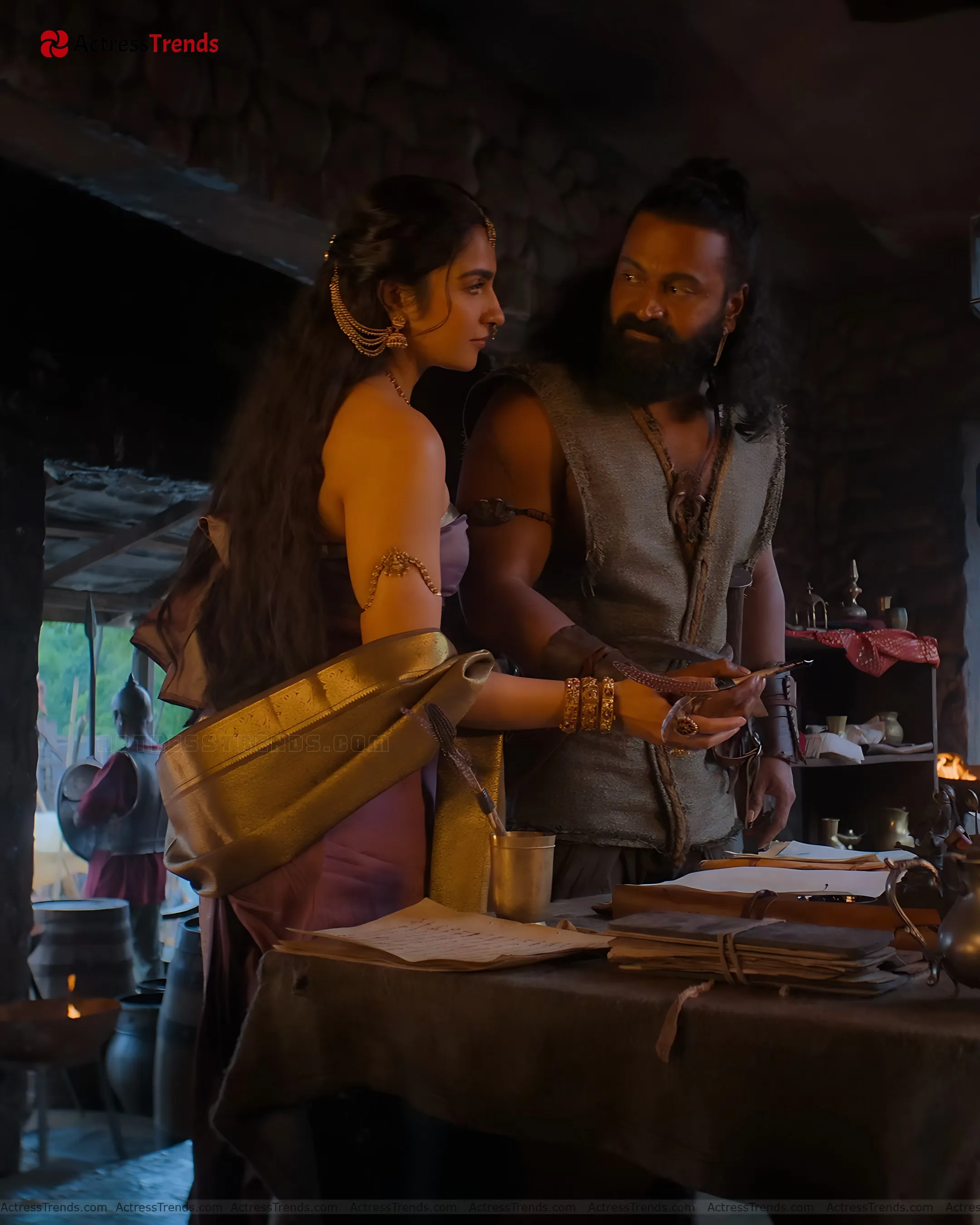 Rukmini Vasanth Green Saree Tight Fitting Curvy Celebrity Fashion Shoot