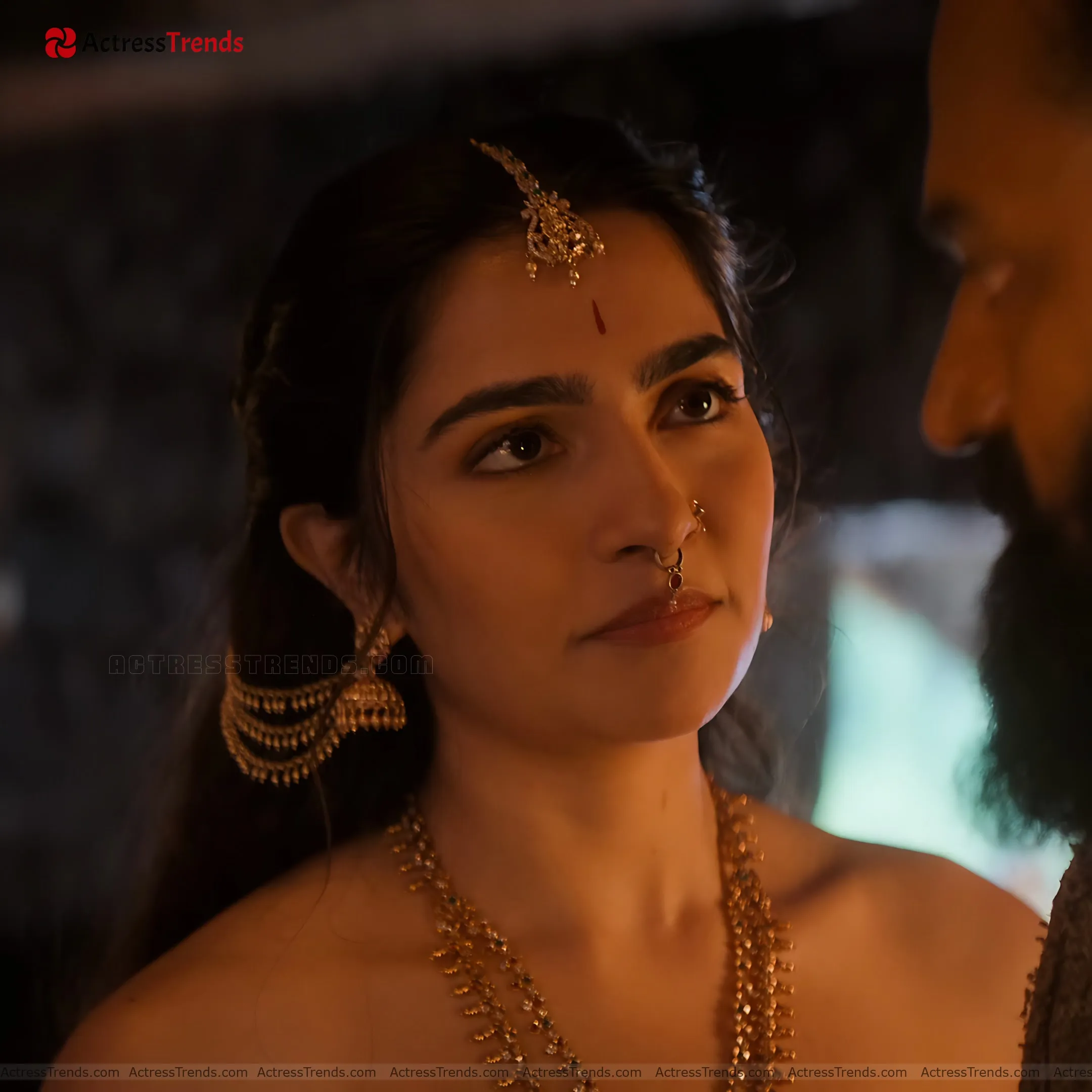 Rukmini Vasanth Green Saree Backless Blouse Style Curvy Beautiful Face