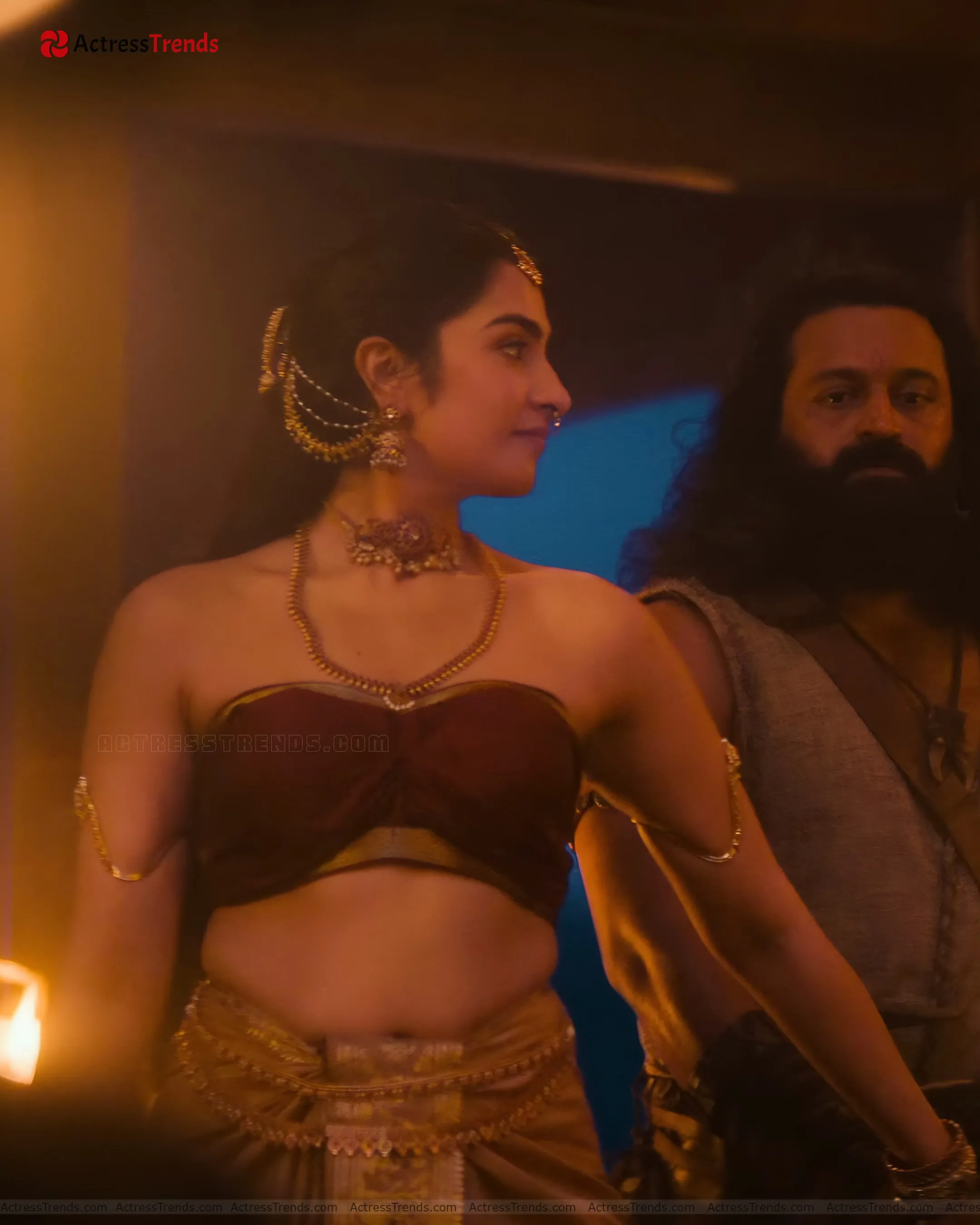 Rukmini Vasanth Green Saree Cute Glamorous Actress Tight Fitting