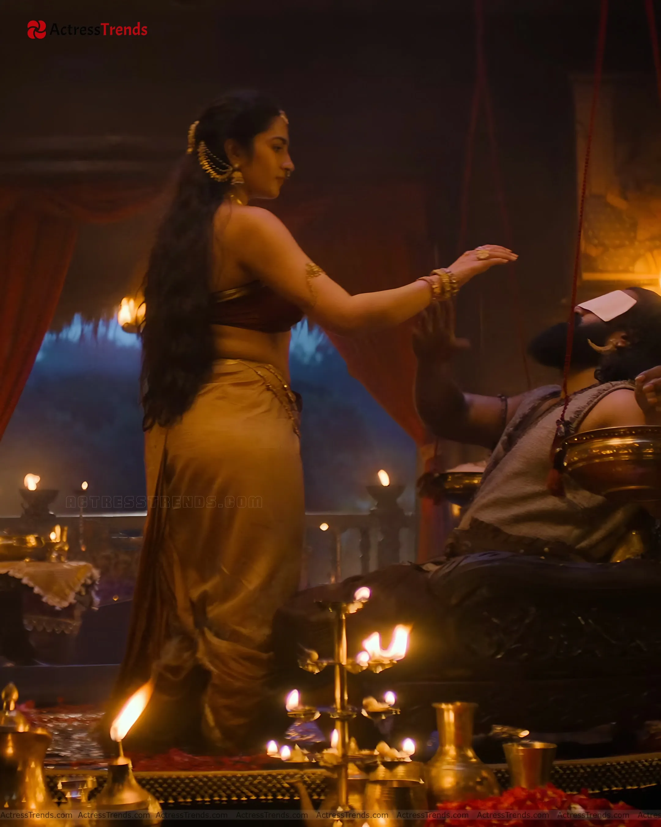 Rukmini Vasanth Green Saree Stunning Photo Beautiful Face Celebrity Fashion Shoot