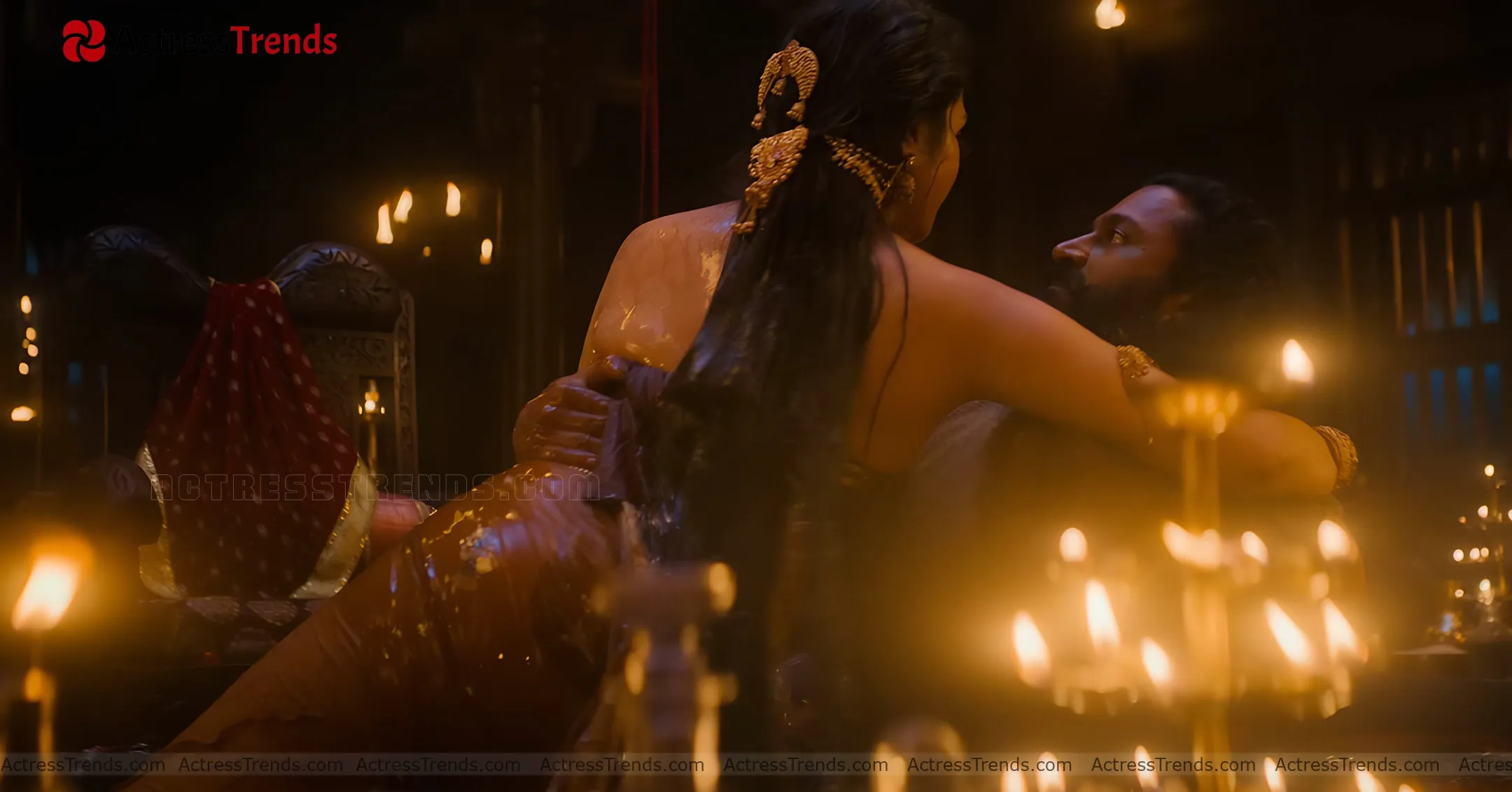 Rukmini Vasanth Green Saree Cute Stunning Photo Tight Fitting