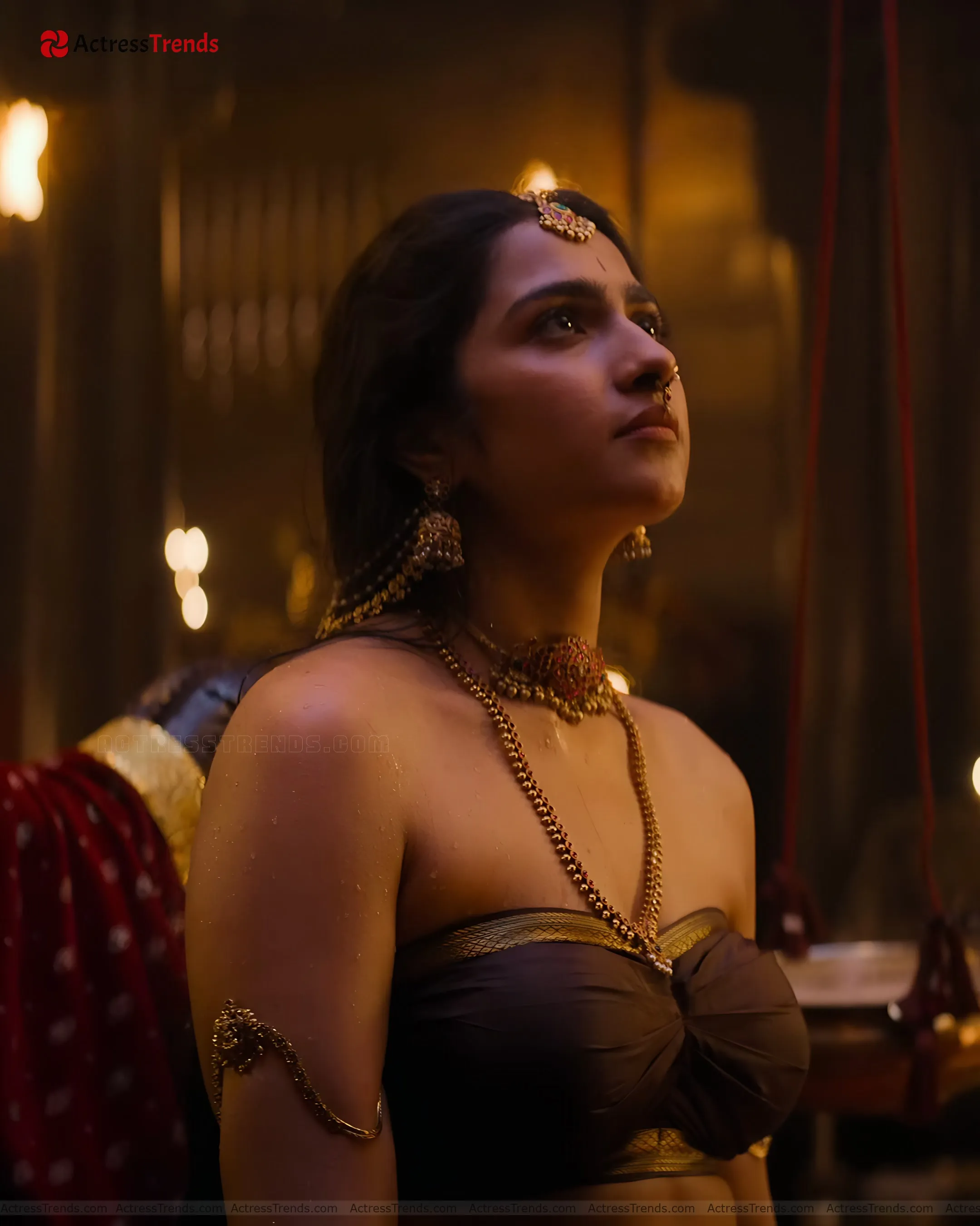 Rukmini Vasanth Green Saree Beautiful Face Saree Photoshoot Kantara Movie Rukmini HD Photos Stills