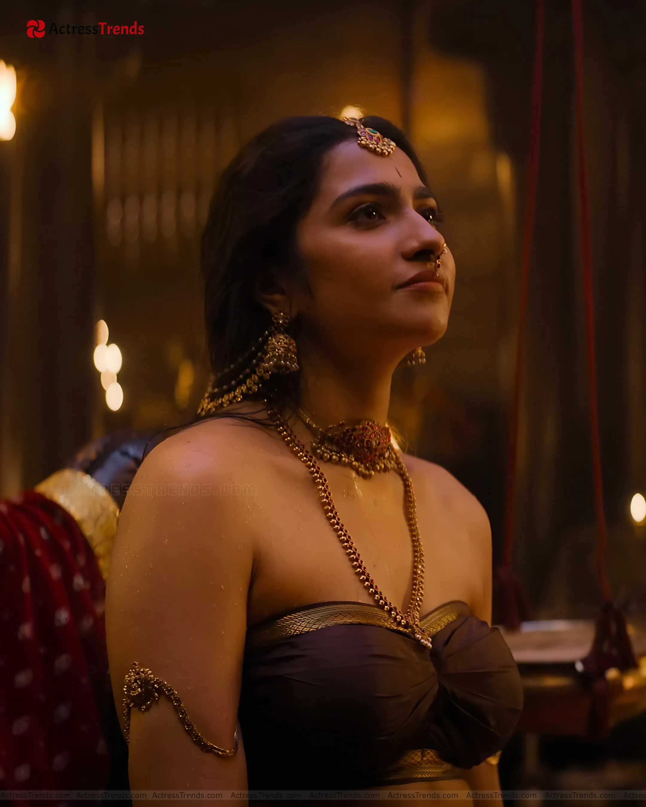 Rukmini Vasanth Green Saree Red Dress Bold Saree Style Backless Blouse Style