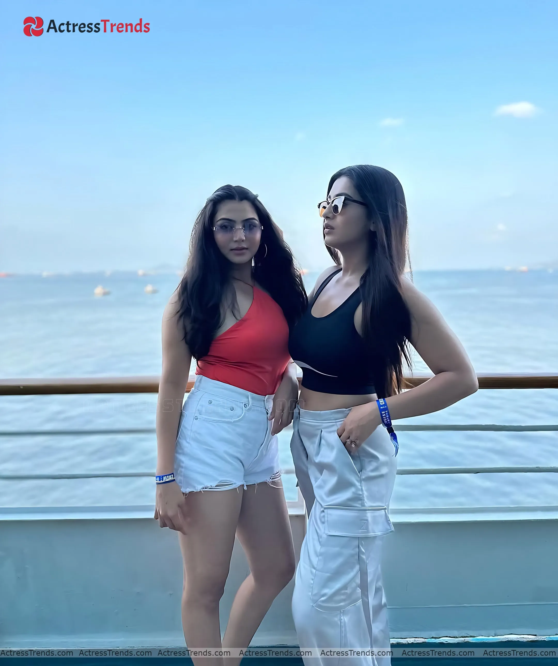 Rashi Singh Saree Photoshoot Beautiful Face Smoky Eyes