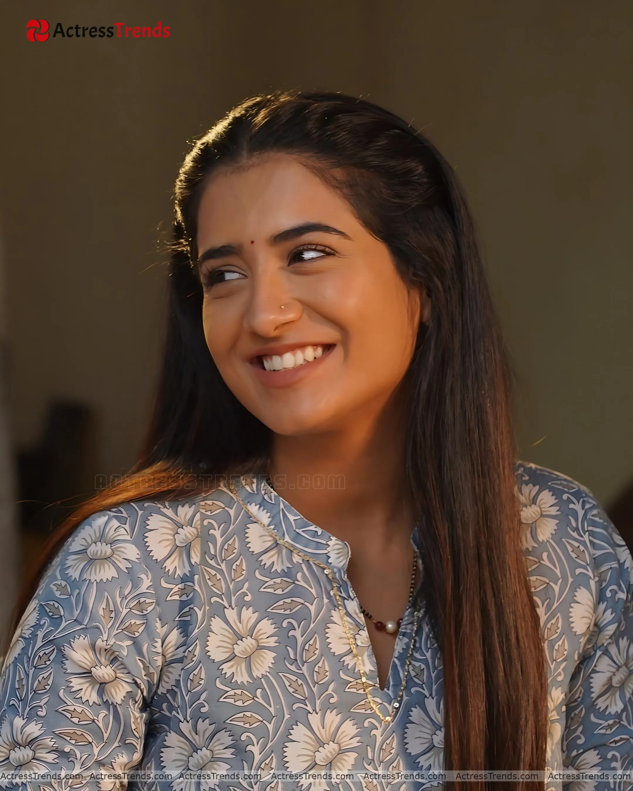 Rashi Singh Beautiful Face Cutest Actress