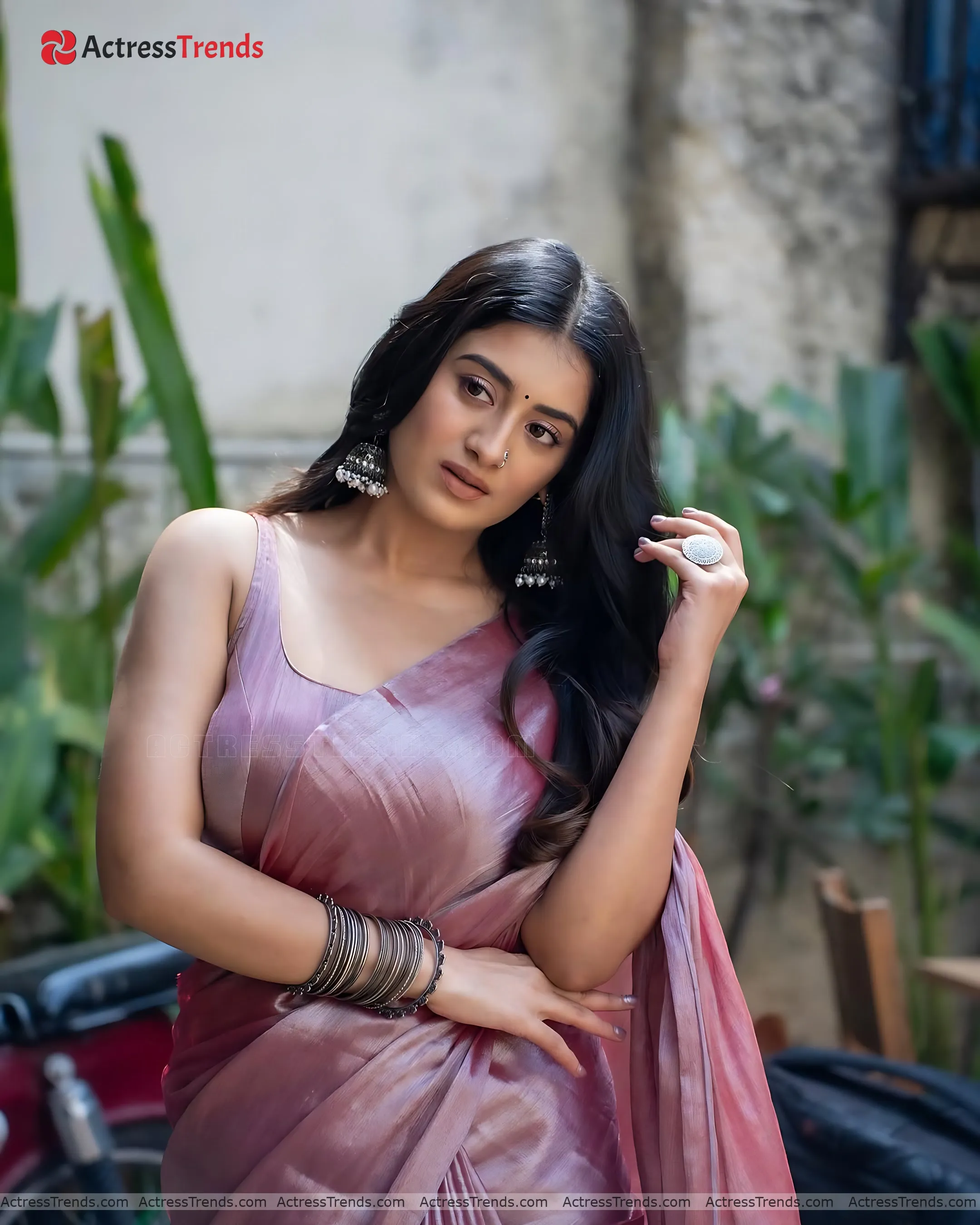 Rashi Singh Tight Fitting Stunning Photo Sensual Portrait