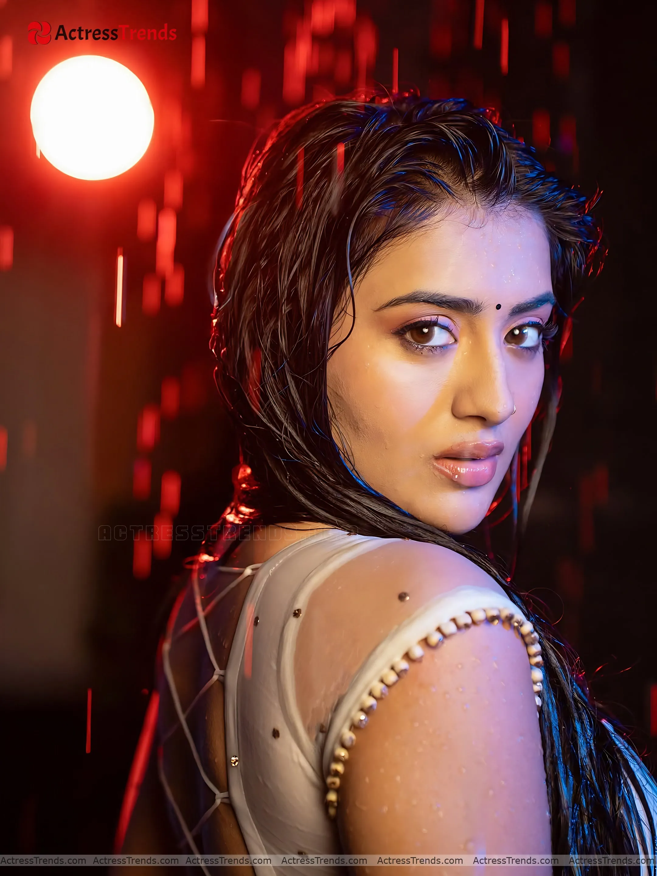 Rashi Singh White Saree Saree Photoshoot Back Pose