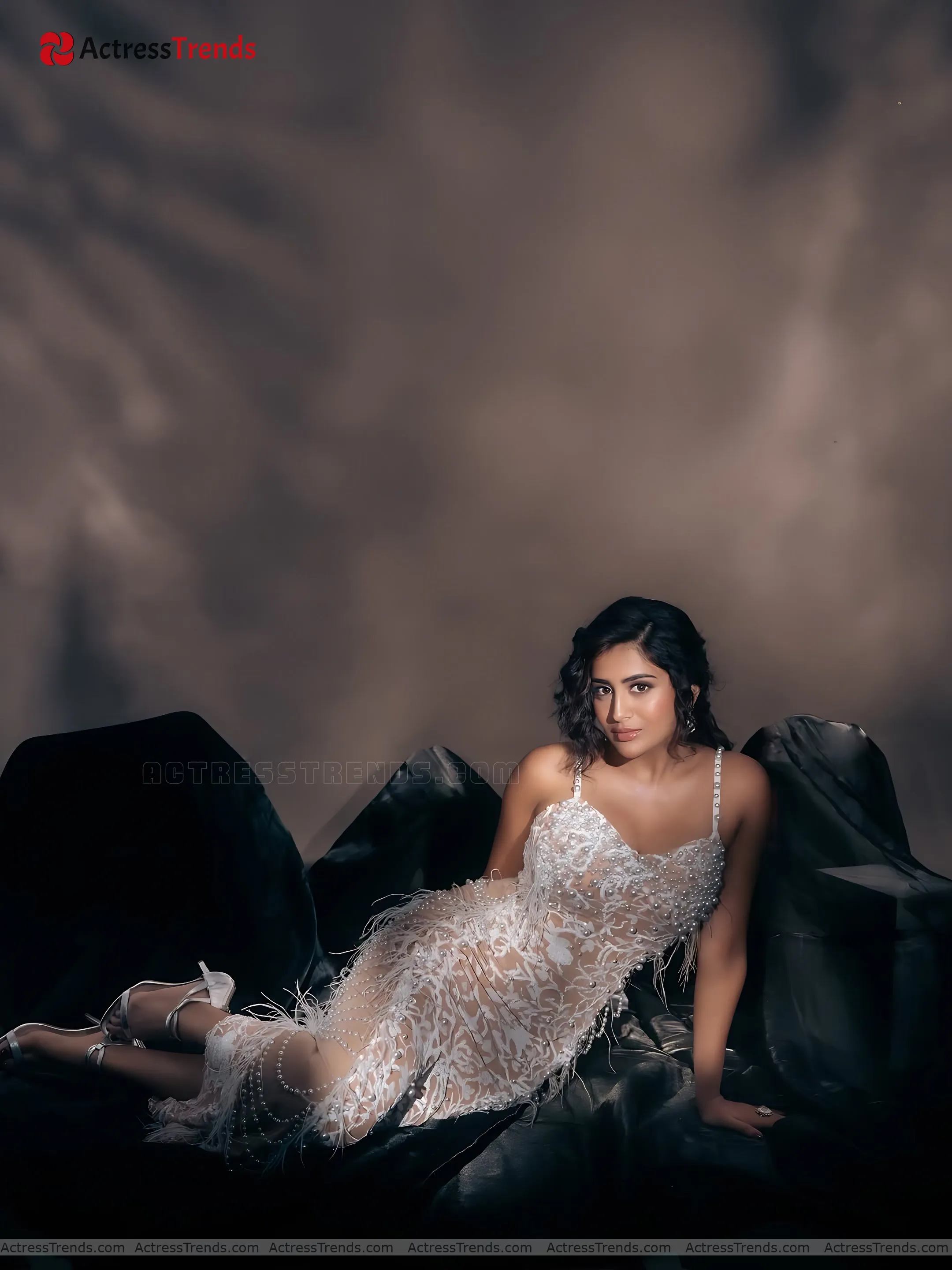 Rashi Singh White Saree Saree Photoshoot