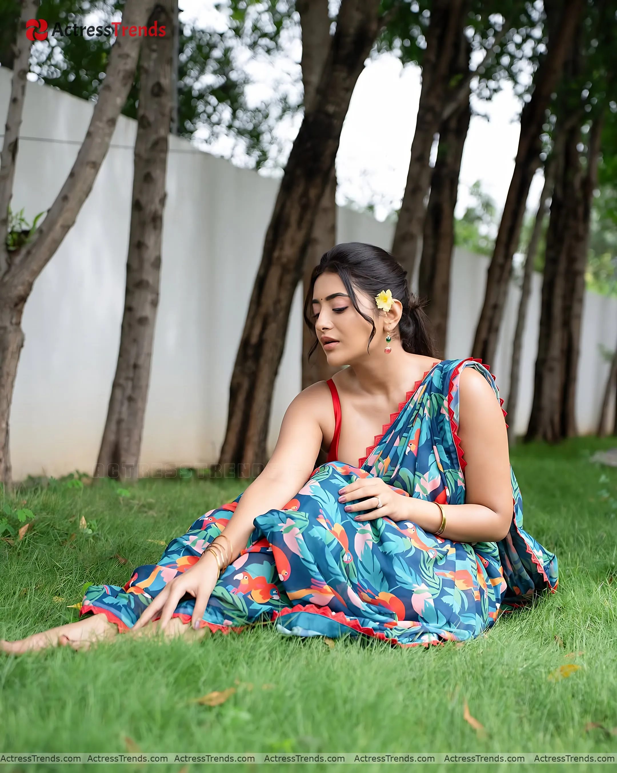 Rashi Singh Celebrity Fashion Shoot Cutest Actress Beautiful Face Cute