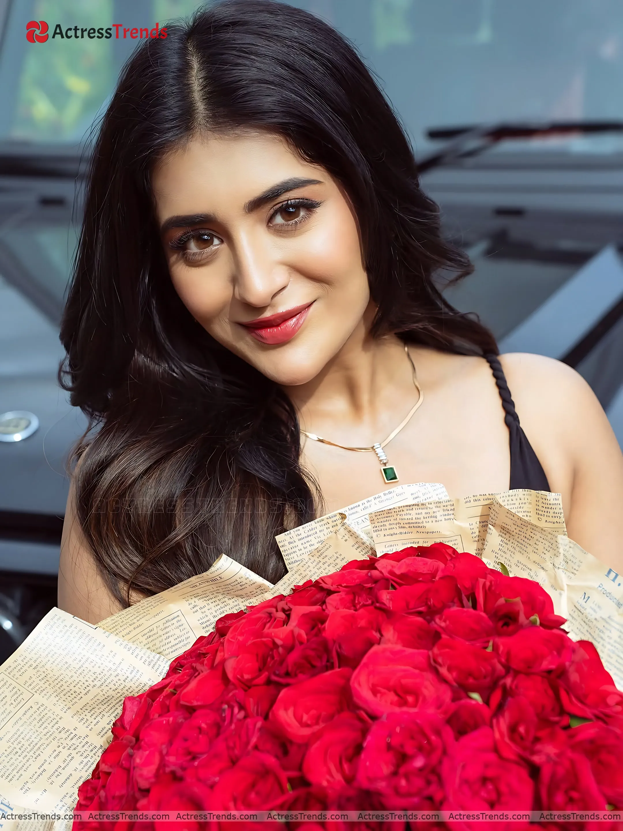 Rashi Singh Black Dress Curvy Cutest Actress Bold Style