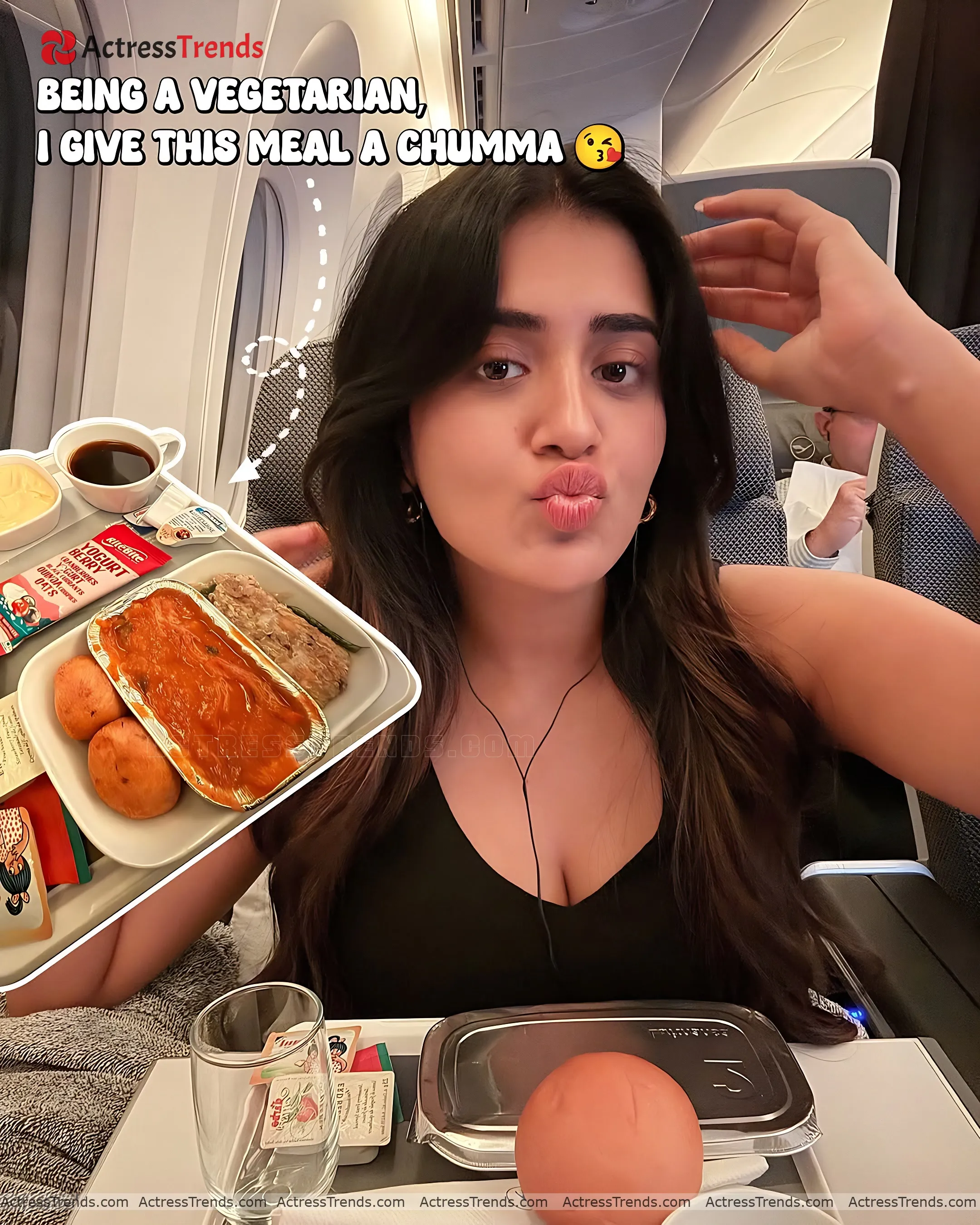 Rashi Singh Black Dress Navel Saree Style Glamorous Actress Cleav Pose