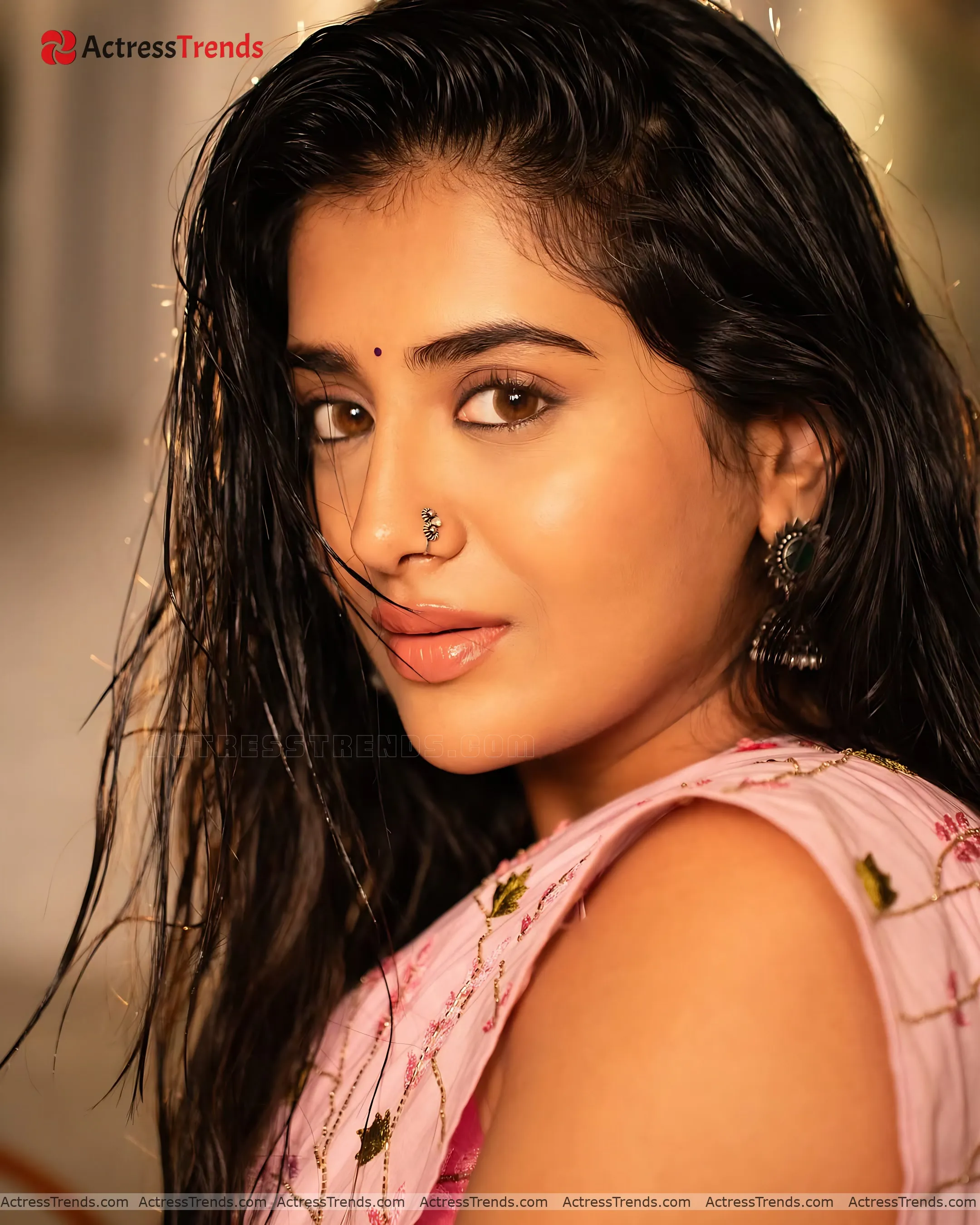 Rashi Singh Pink Saree Smoky Eyes Red Lips Cute