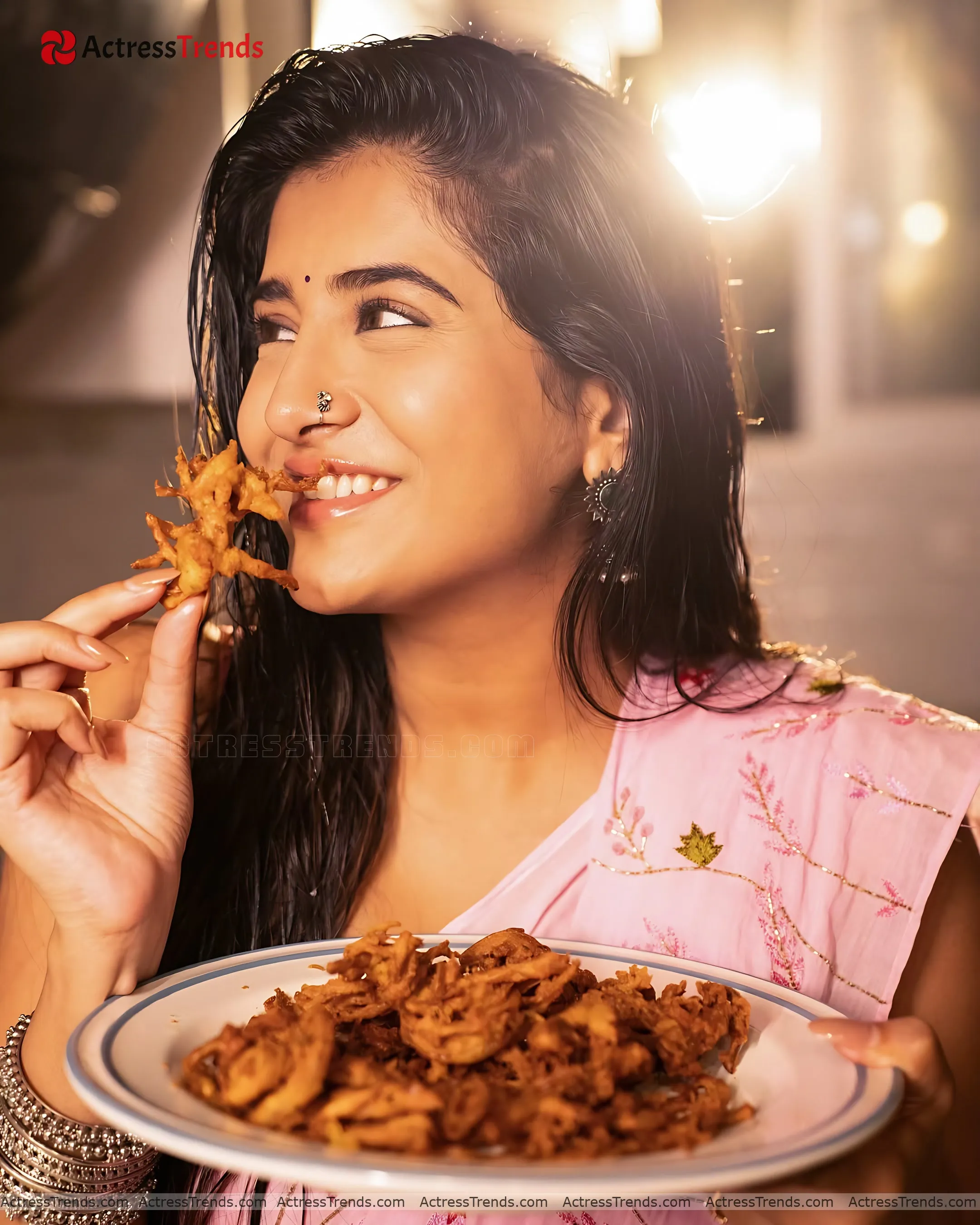 Rashi Singh Pink Saree Celebrity Fashion Shoot