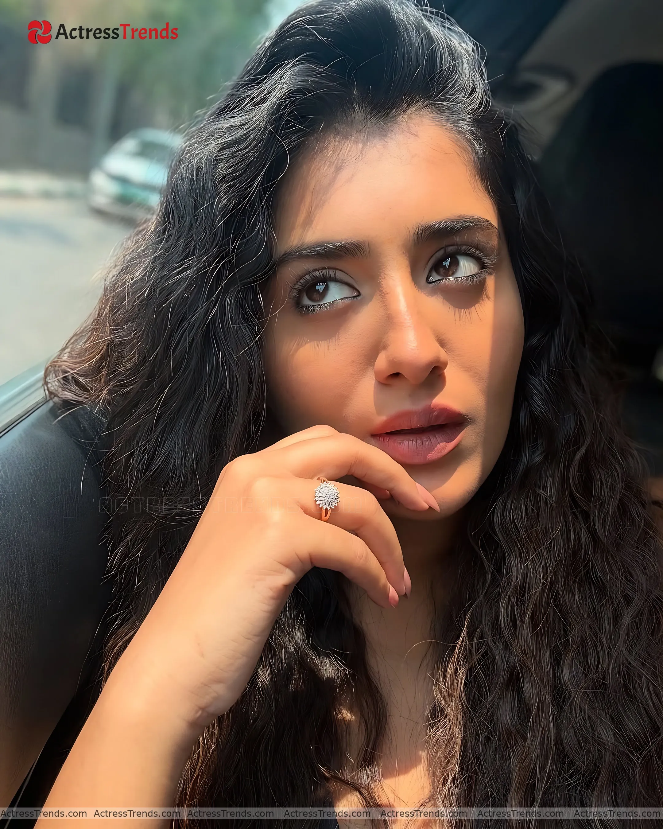 Rashi Singh Beautiful Face Stunning Photo Cutest Actress