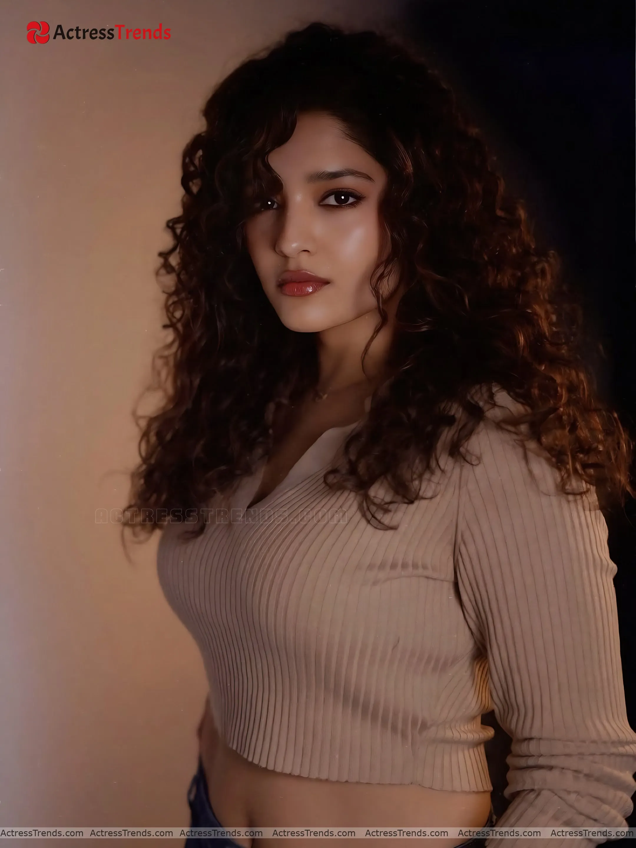 Ritika Singh Bold Style Jeans Beautiful Face