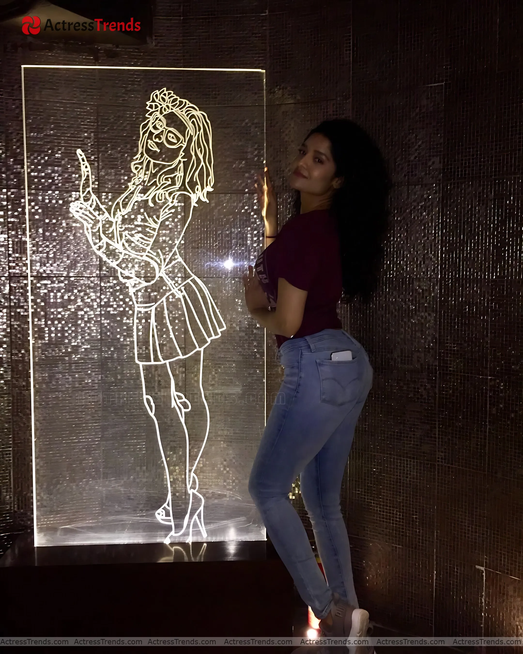 Ritika Singh Tight Fitting Back Pose Back Pose
