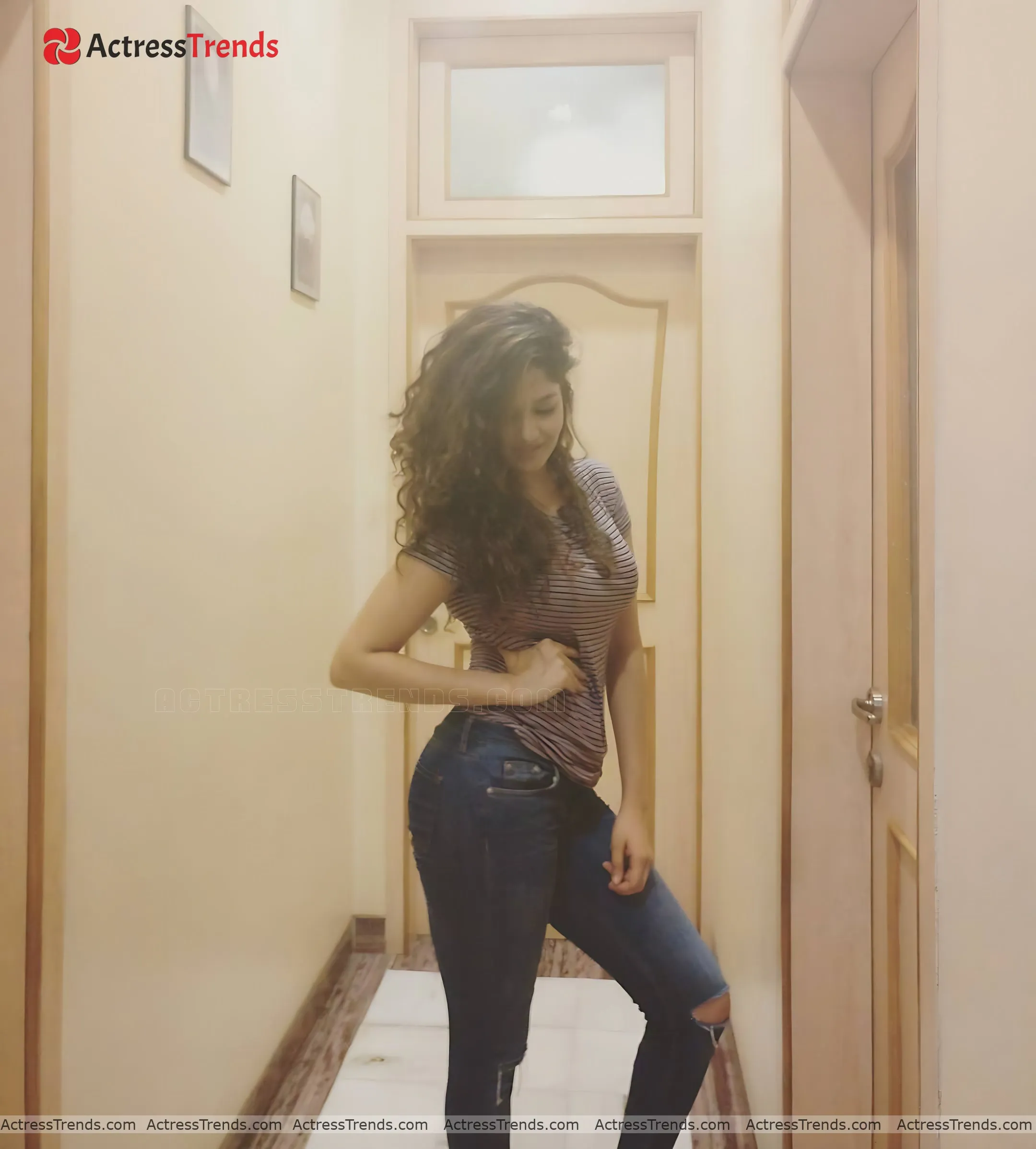 Ritika Singh Curvy Beautiful Face