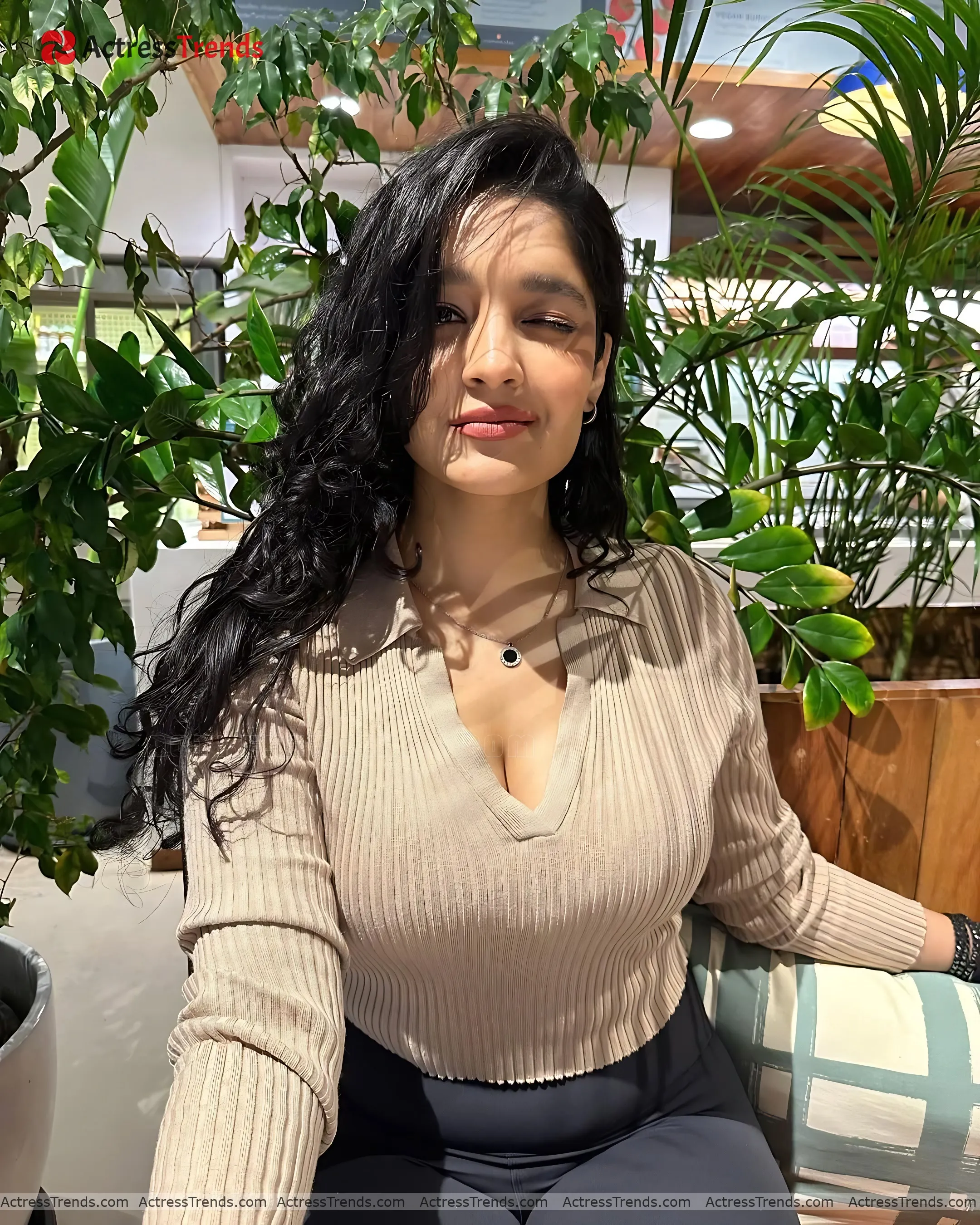 Ritika Singh Curvy Stunning Photo Beautiful Face