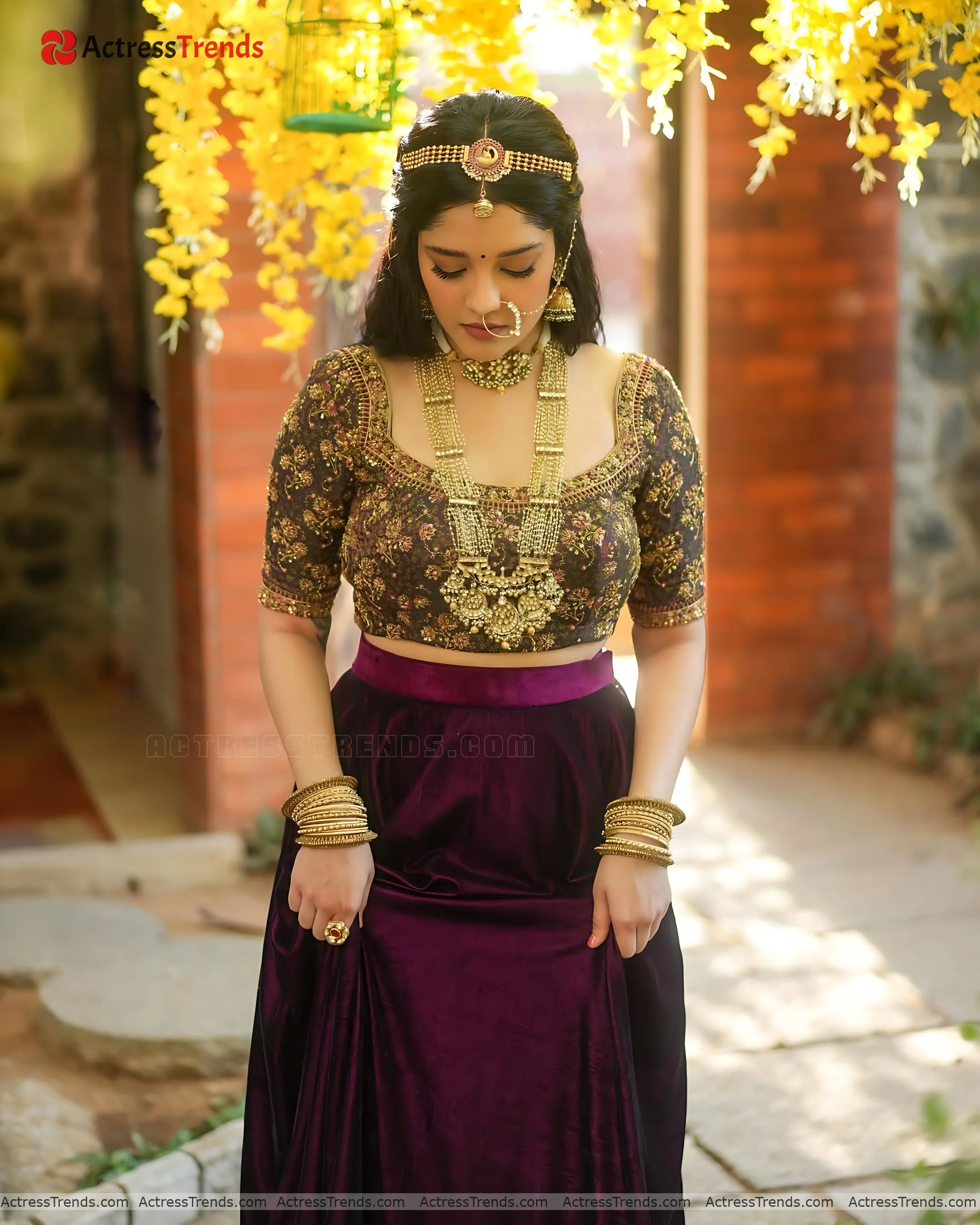 Ritika Singh Cute Beautiful Face Celebrity Fashion Shoot Stunning Photo