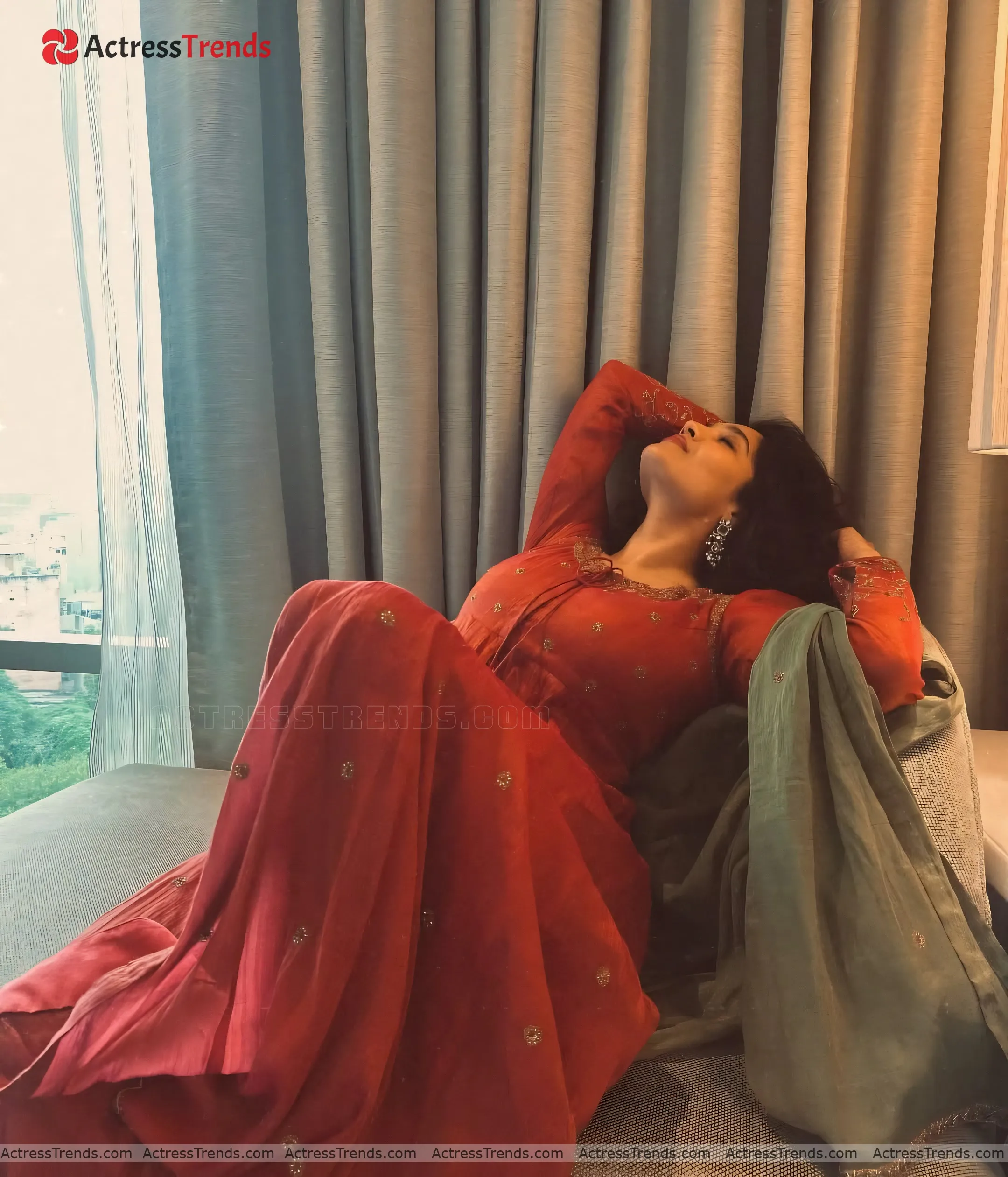 Ritika Singh Ritika Beautiful Face Curvy