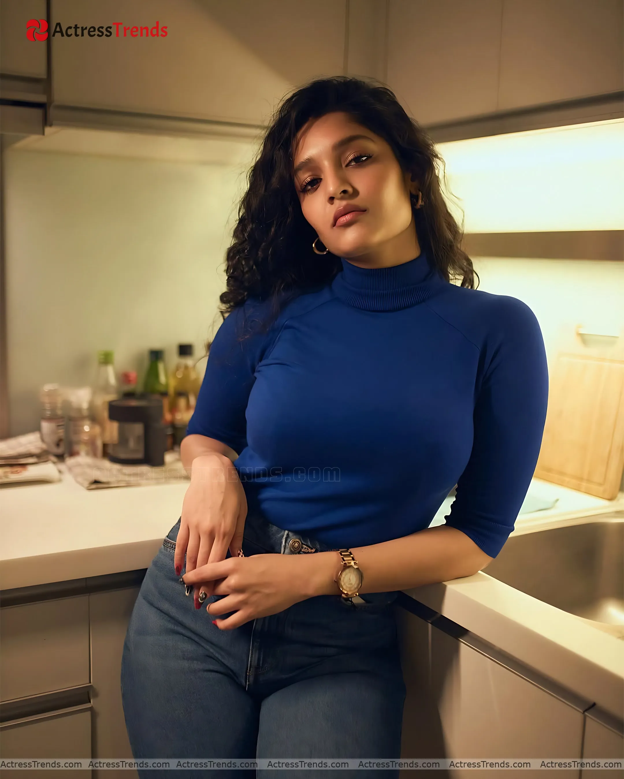 Ritika Singh Stunning Photo Sensual Portrait Bold Style Cute