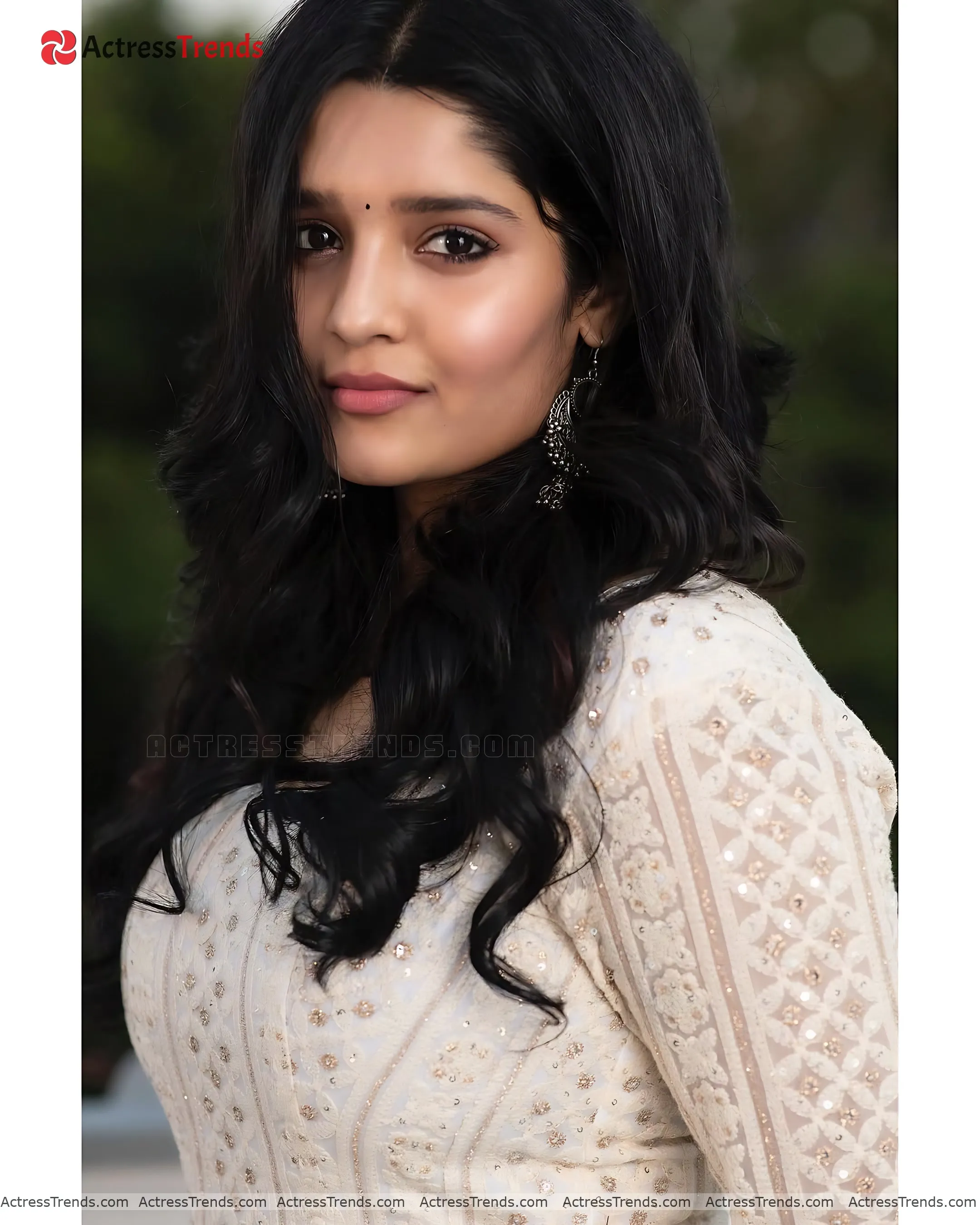 Ritika Singh Cutest Actress Cute Beautiful Face