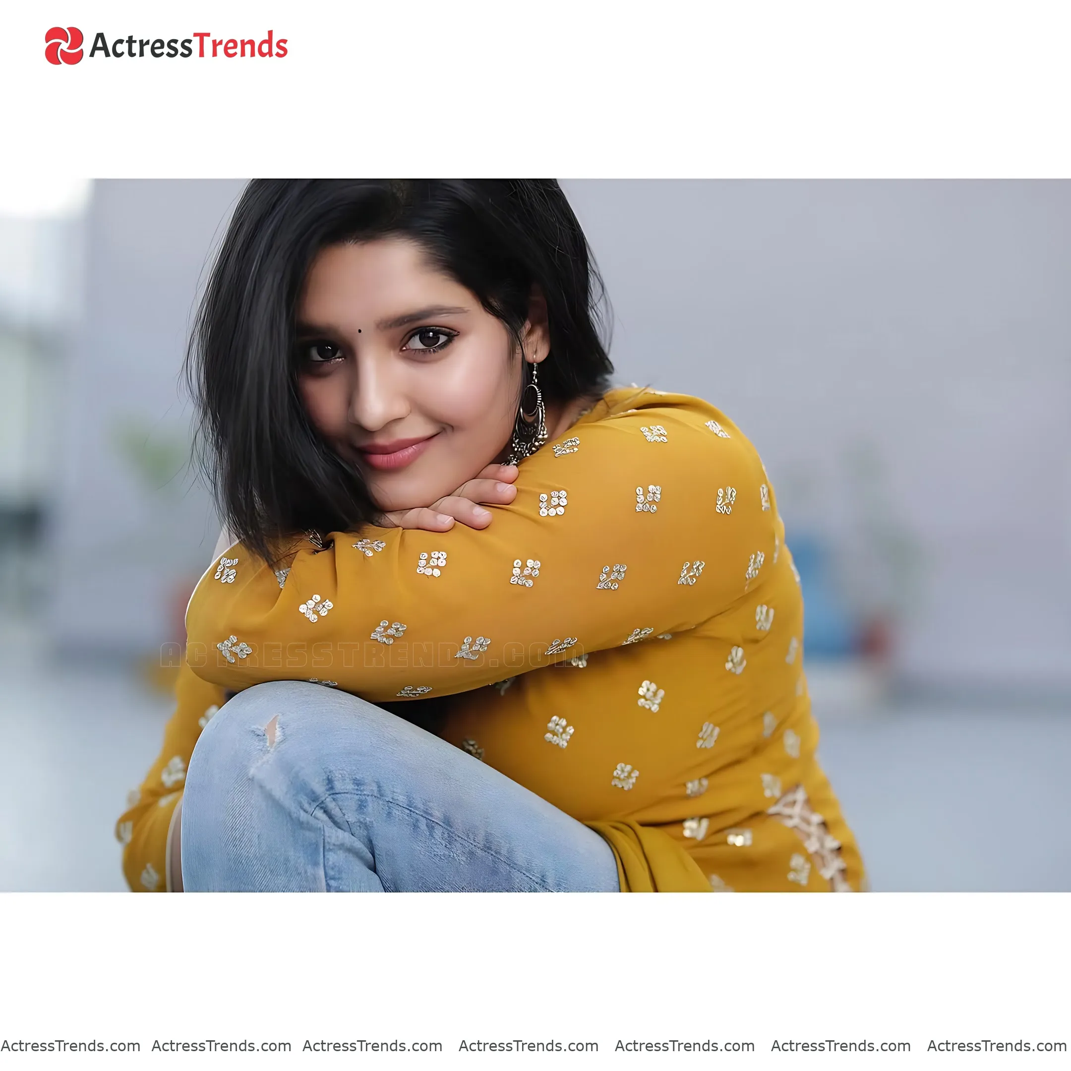 Ritika Singh Cutest Actress Cute Beautiful Face