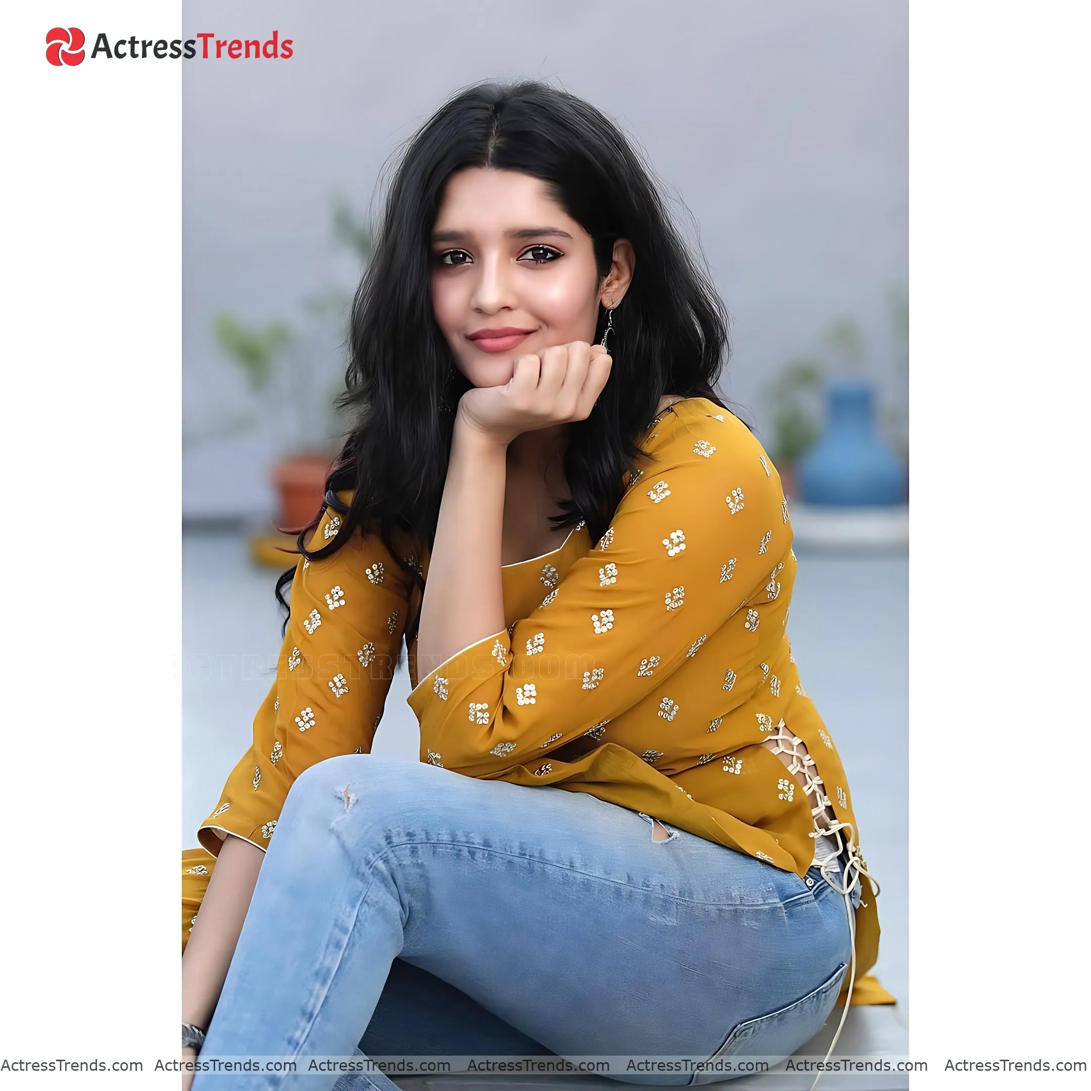 Ritika Singh Cutest Actress Beautiful Face Cute