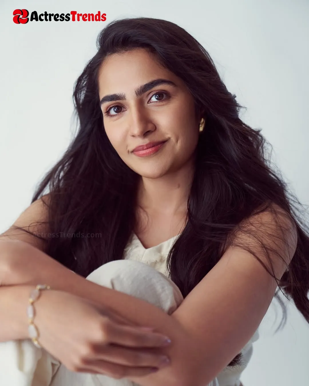 Rukmini Vasanth White Dress Jeans