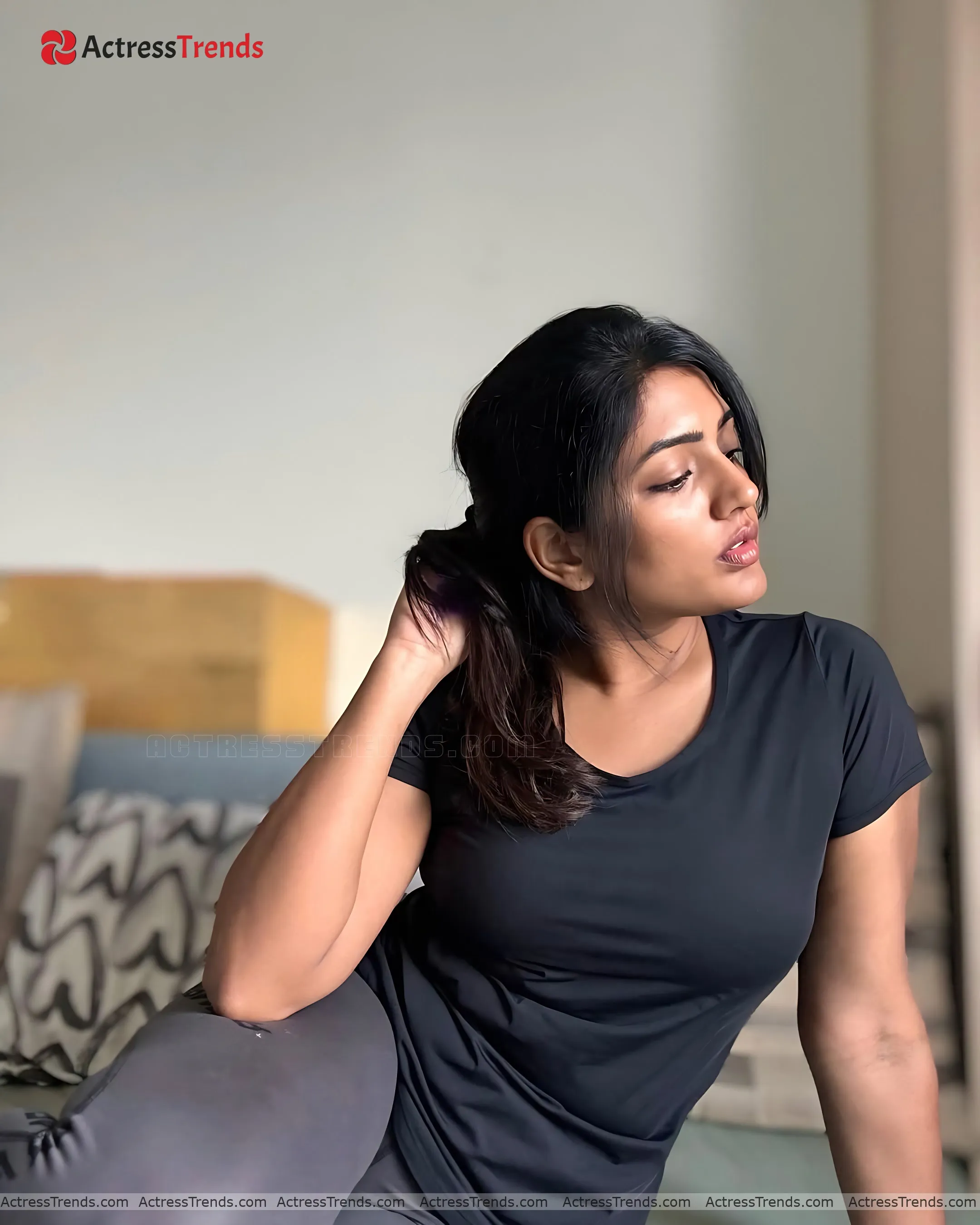 Eesha Rebba Stunning Photo Tight Fitting Curvy