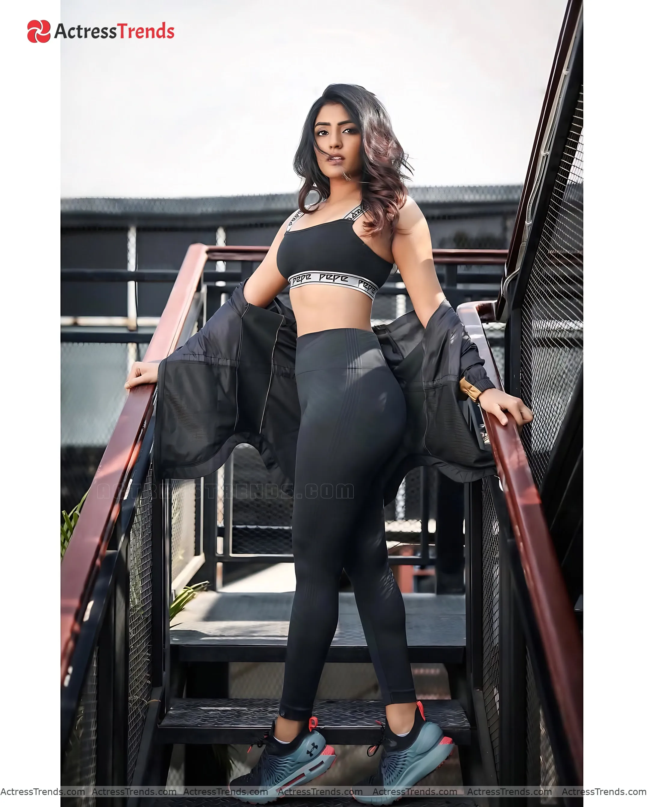 Eesha Rebba 