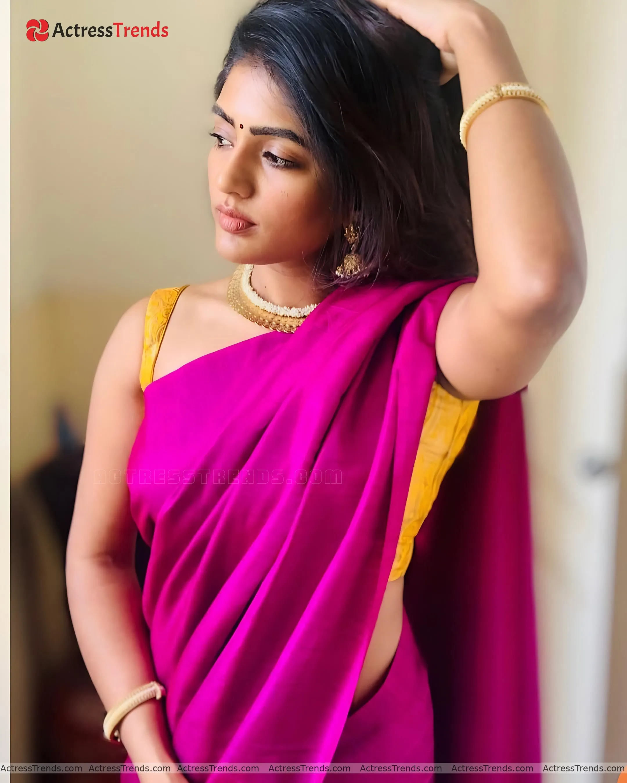 Eesha Rebba 