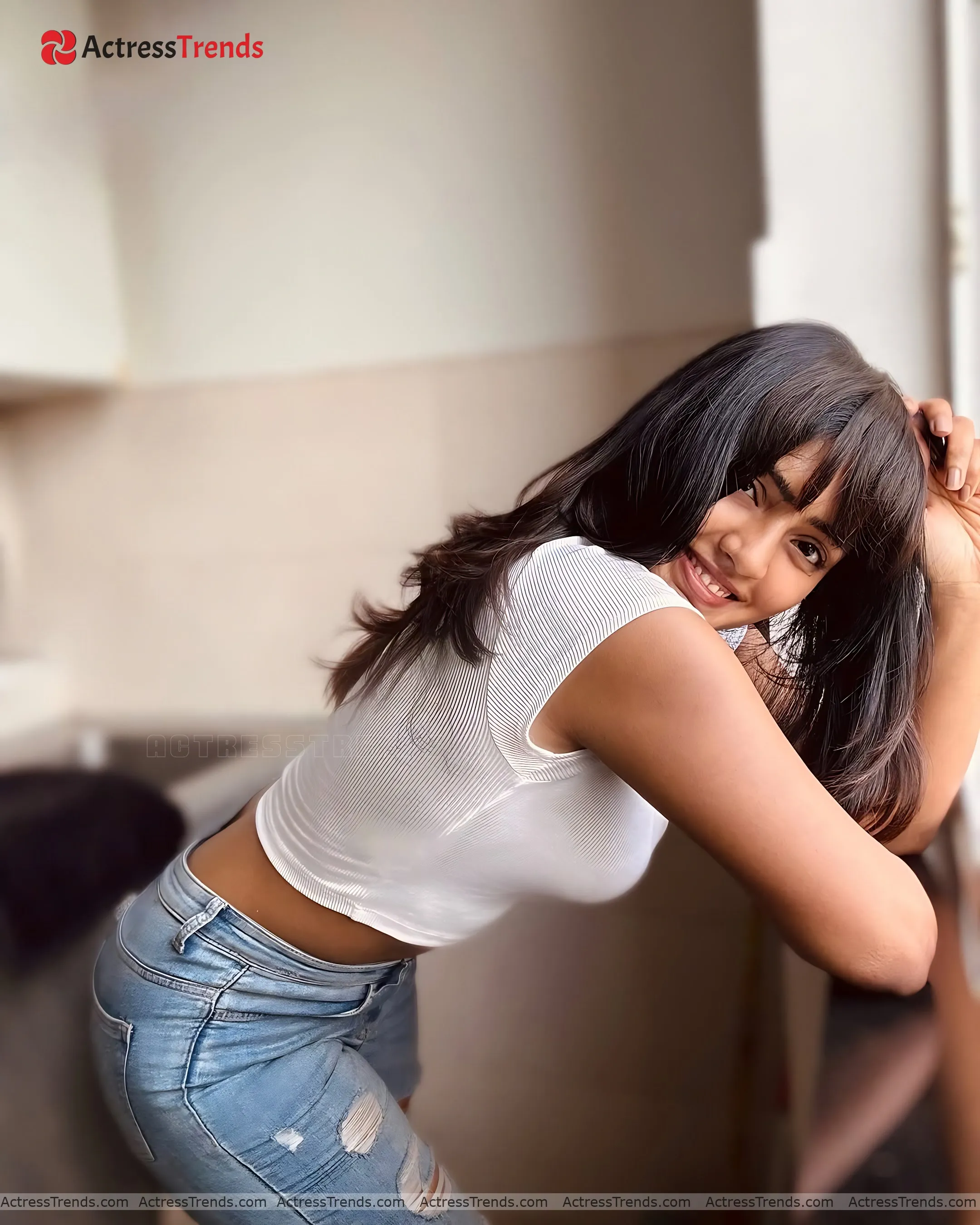Eesha Rebba Stunning Photo Curvy