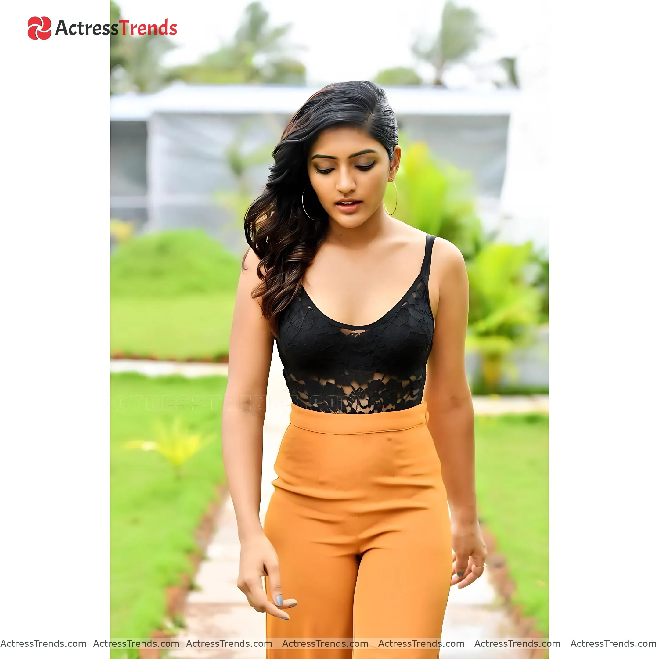 Eesha Rebba 