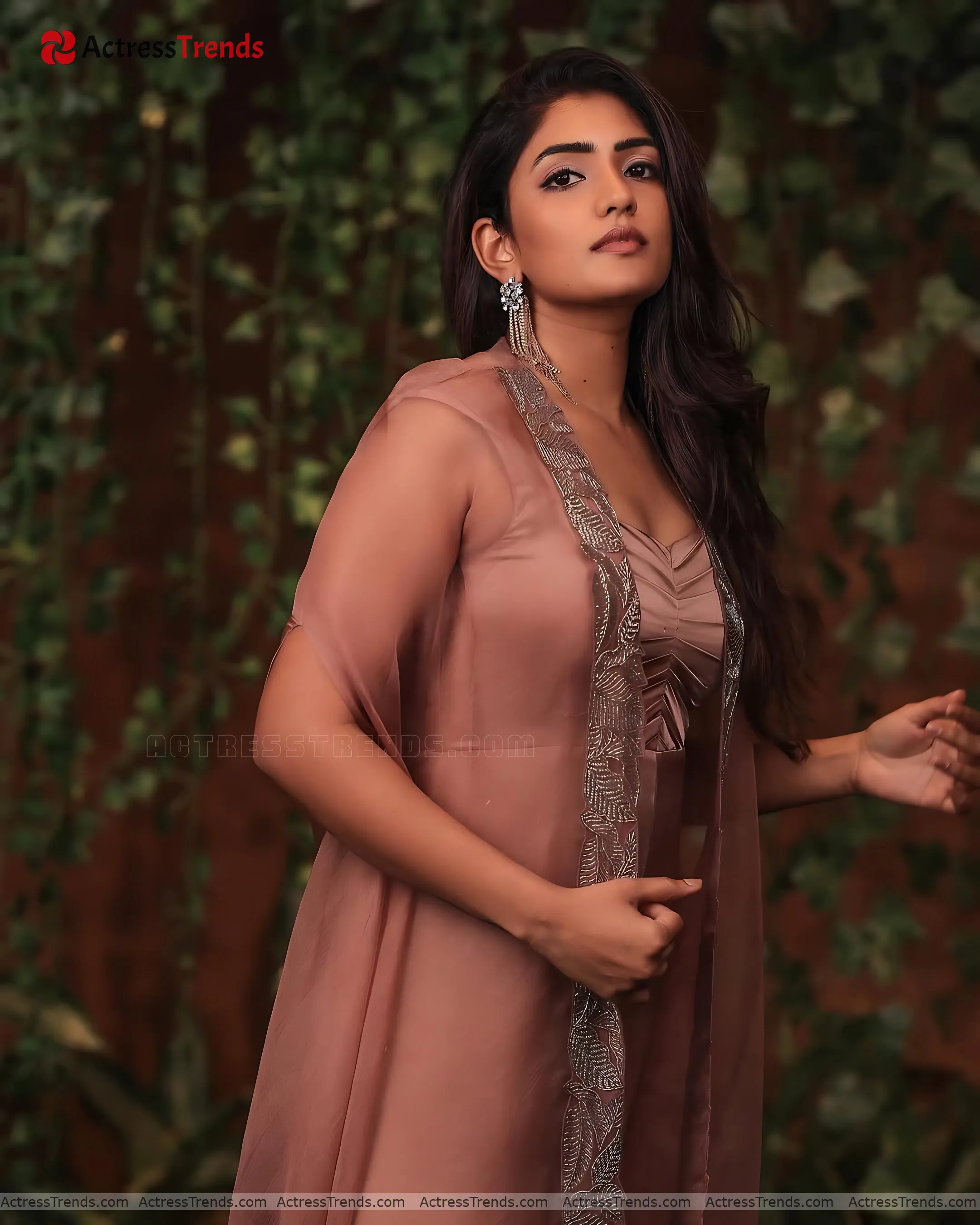 Eesha Rebba Glamorous Actress Curvy Smoky Eyes Tight Fitting