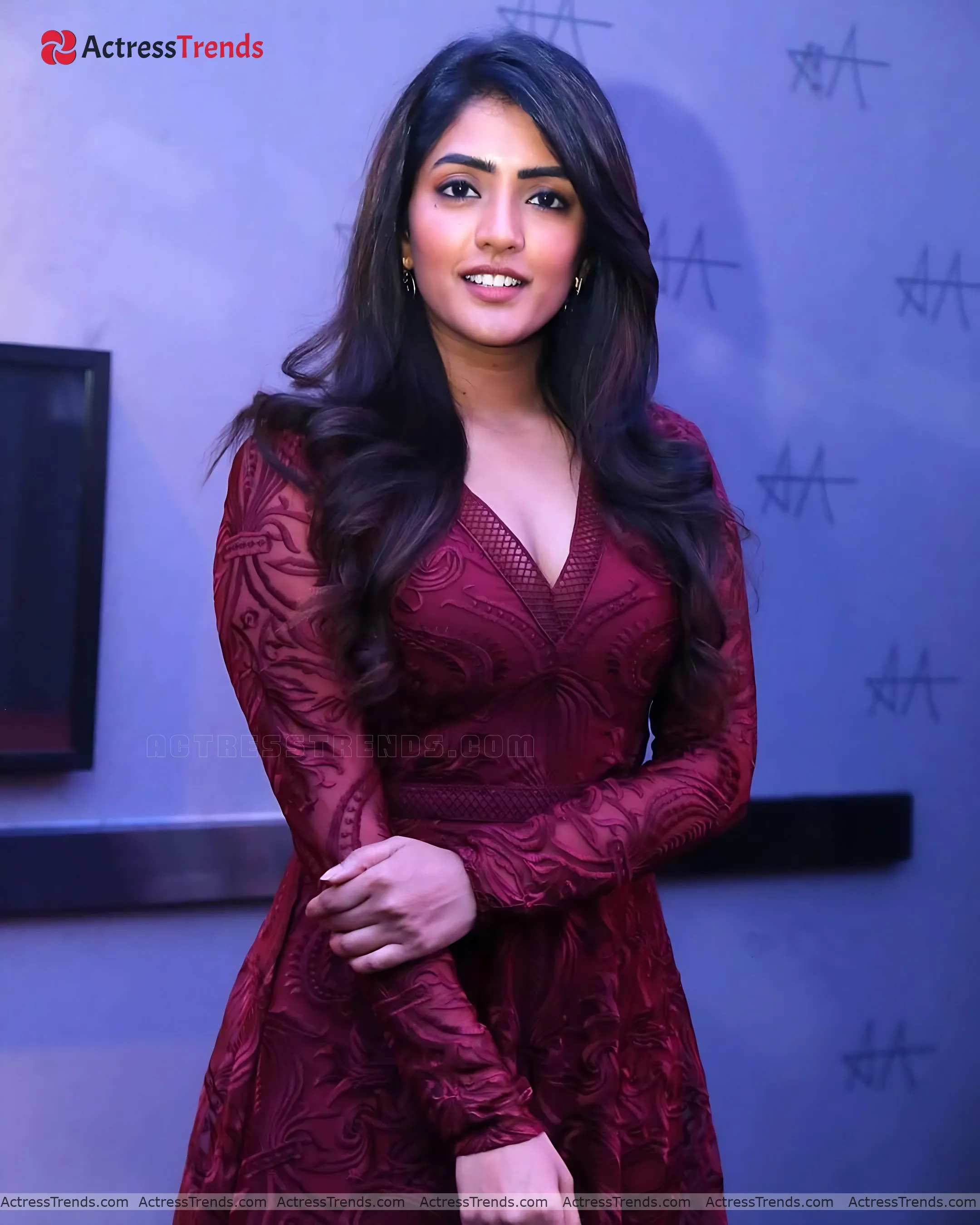 Eesha Rebba Curvy Smoky Eyes Stunning Photo Bold Style