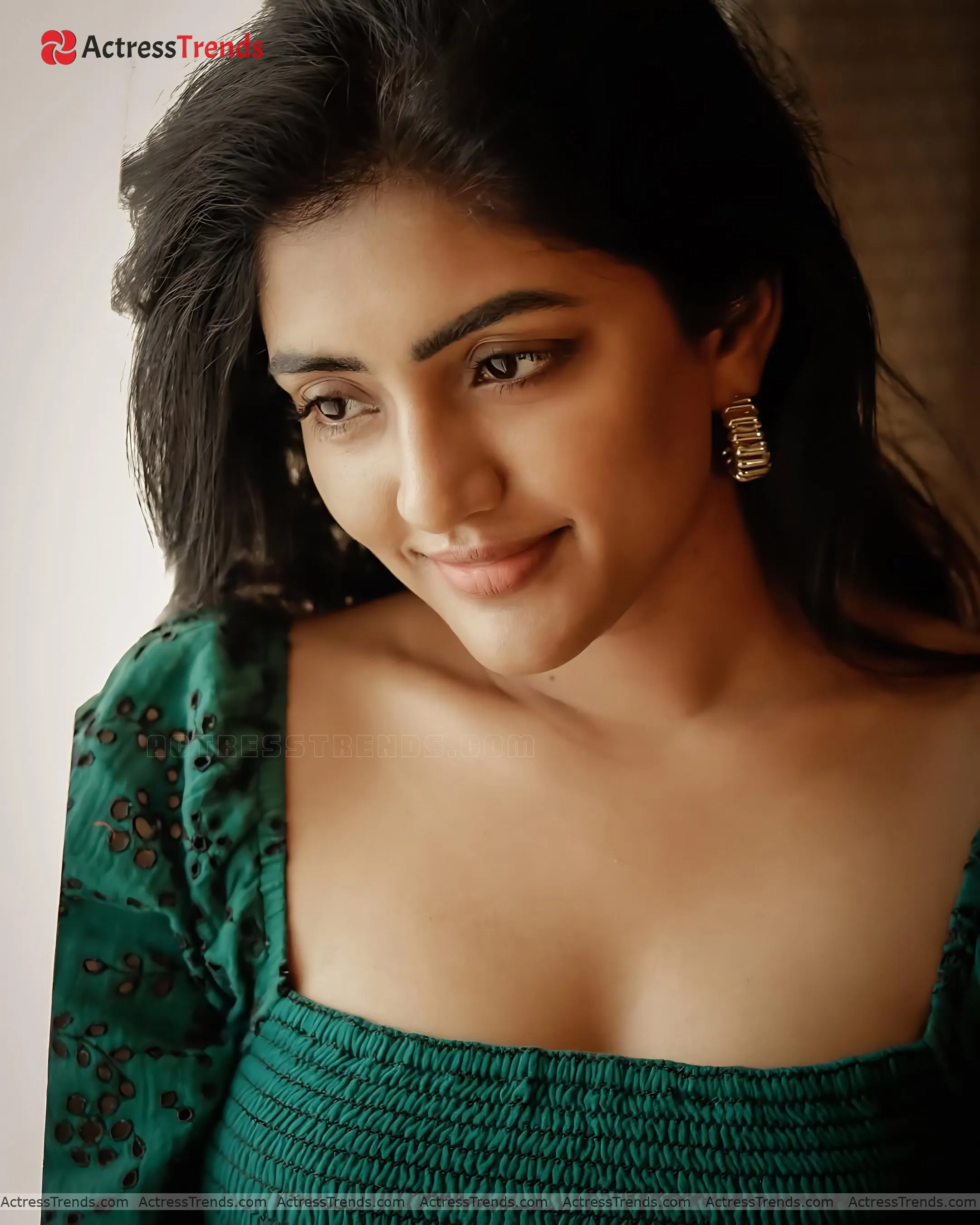Eesha Rebba 